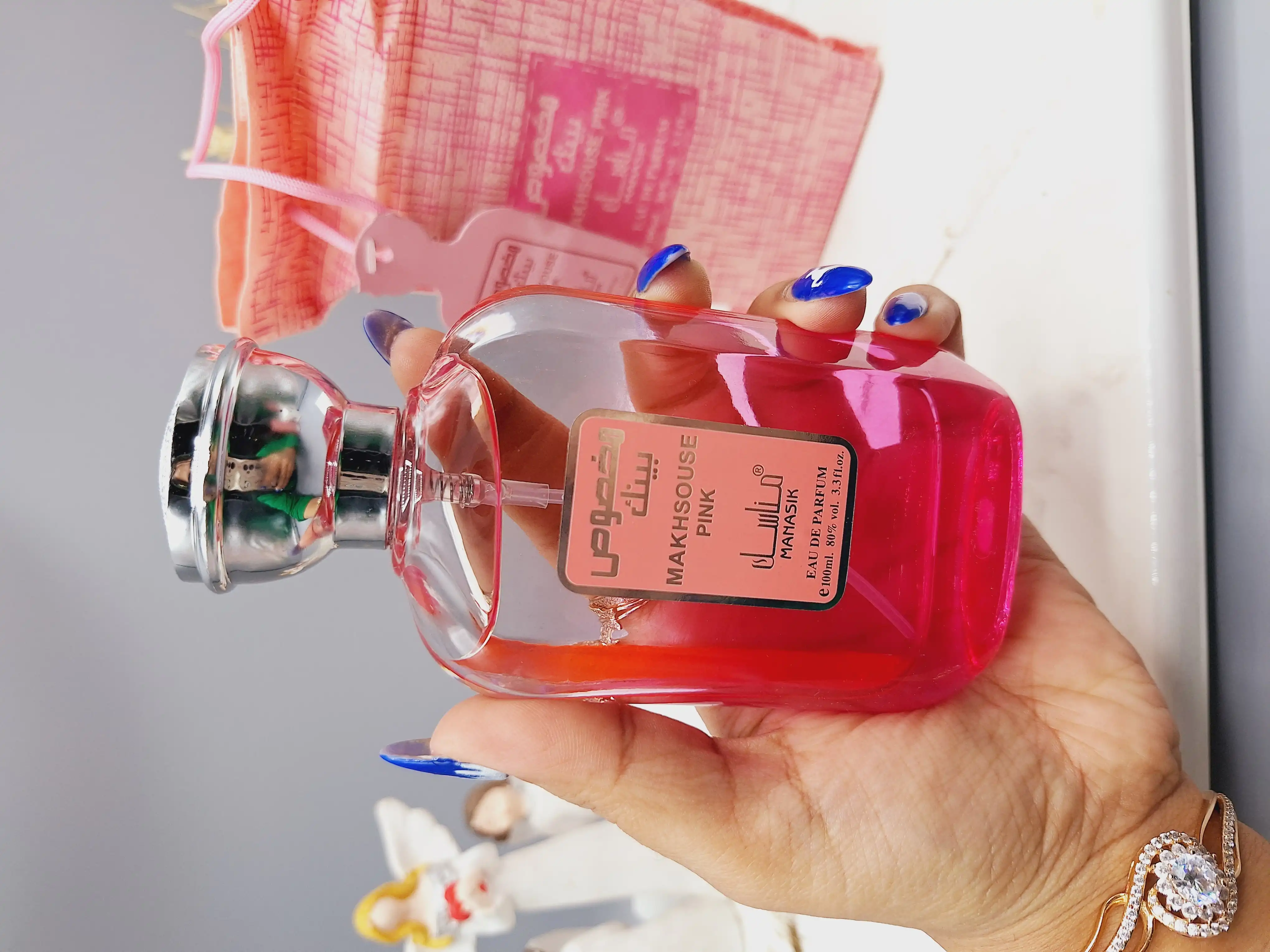 ادکلن 100 میل اماراتی مخصوص بینک صورتی خوشبووو