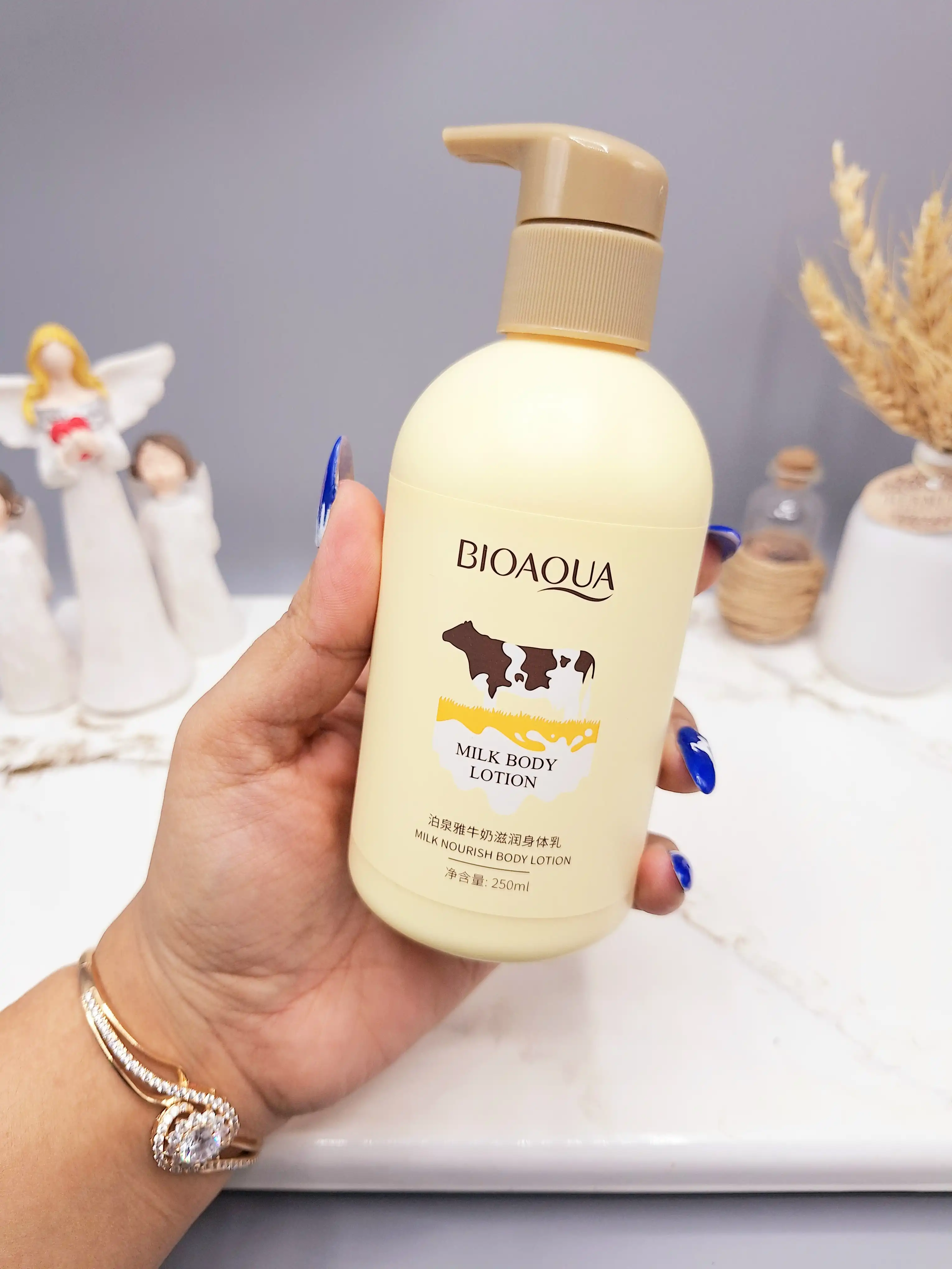 لوسیون بدن شیر گاو 250 میل بیوآکوا کد 8673
