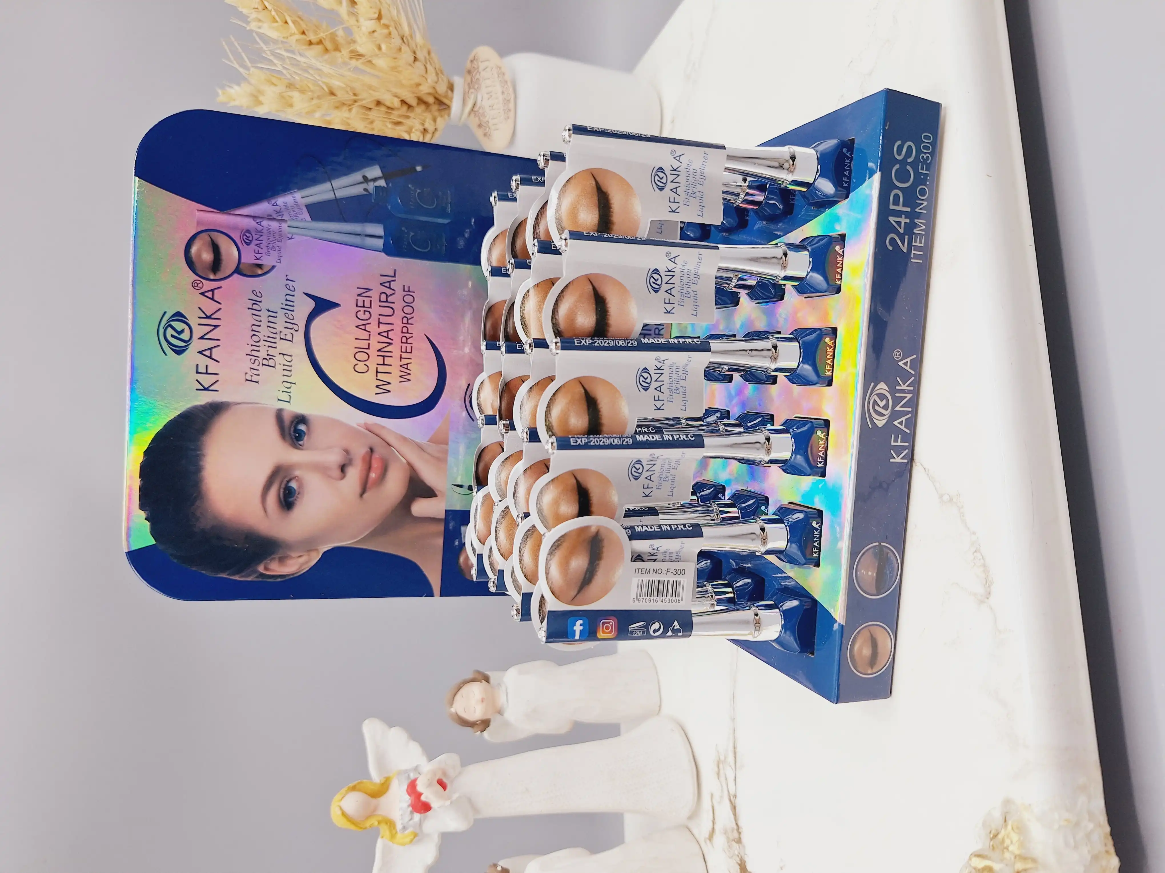 خط چشم مشکی ماژیکی کوزه ای با کیفیت و ضد آب برند ‏KFANK‏ کد F300