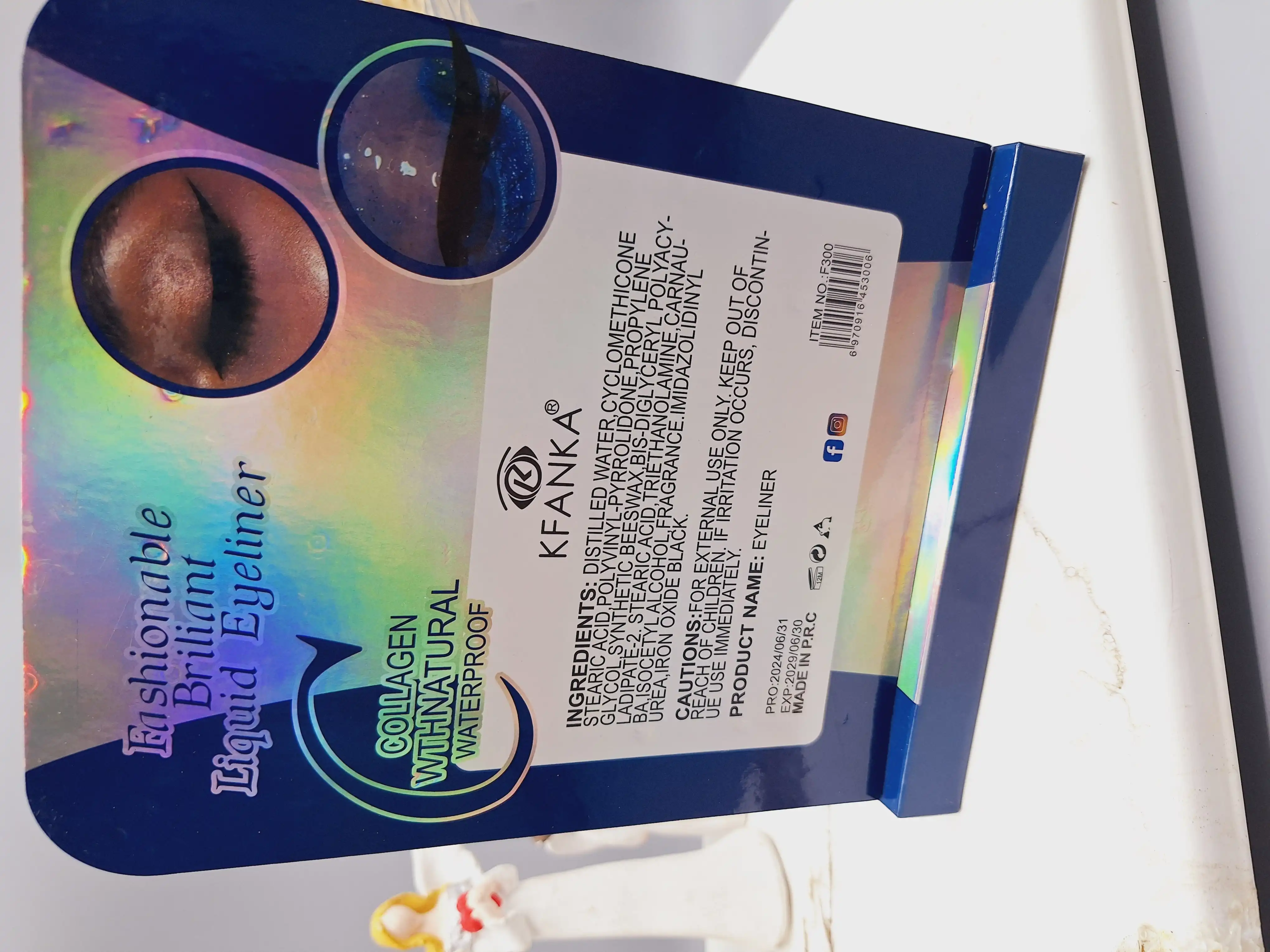 خط چشم مشکی ماژیکی کوزه ای با کیفیت و ضد آب برند ‏KFANK‏ کد F300