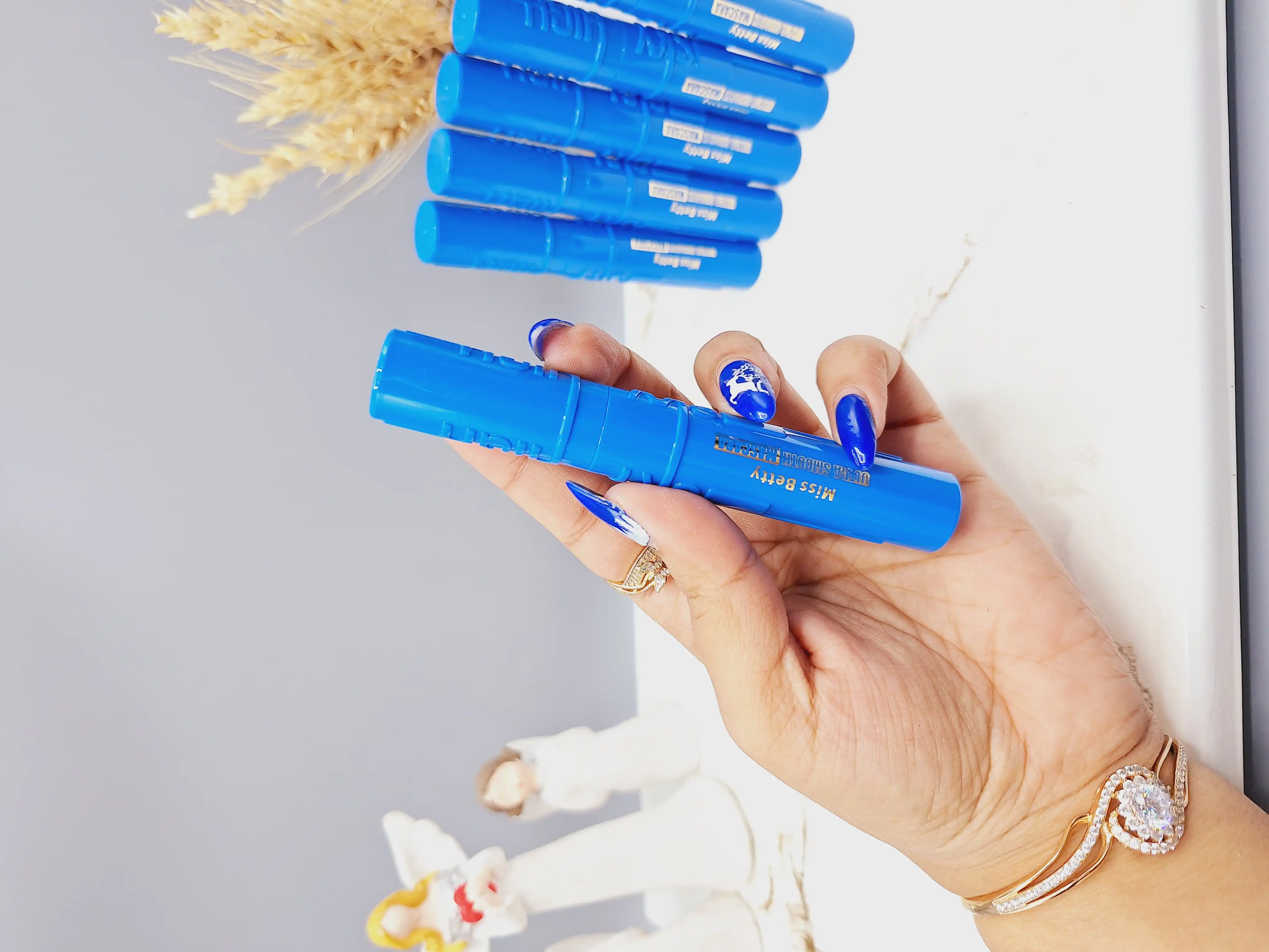 ریمل چشم رنگ آبی برند بیوتی مدل کد 3693