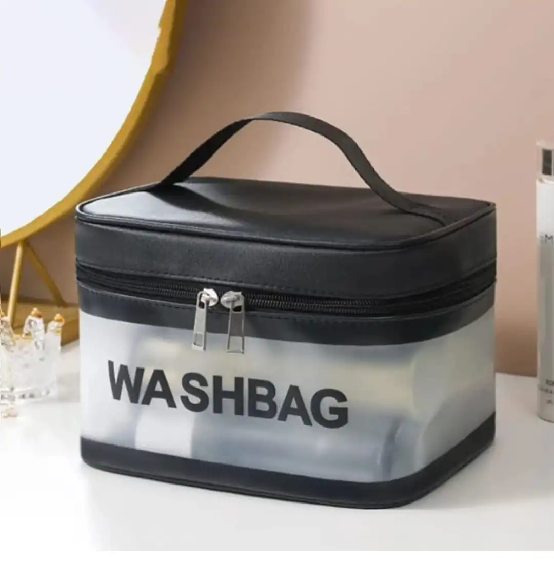 کیف آرایشی با کیفیت و جا دار (رنگ مشکی)