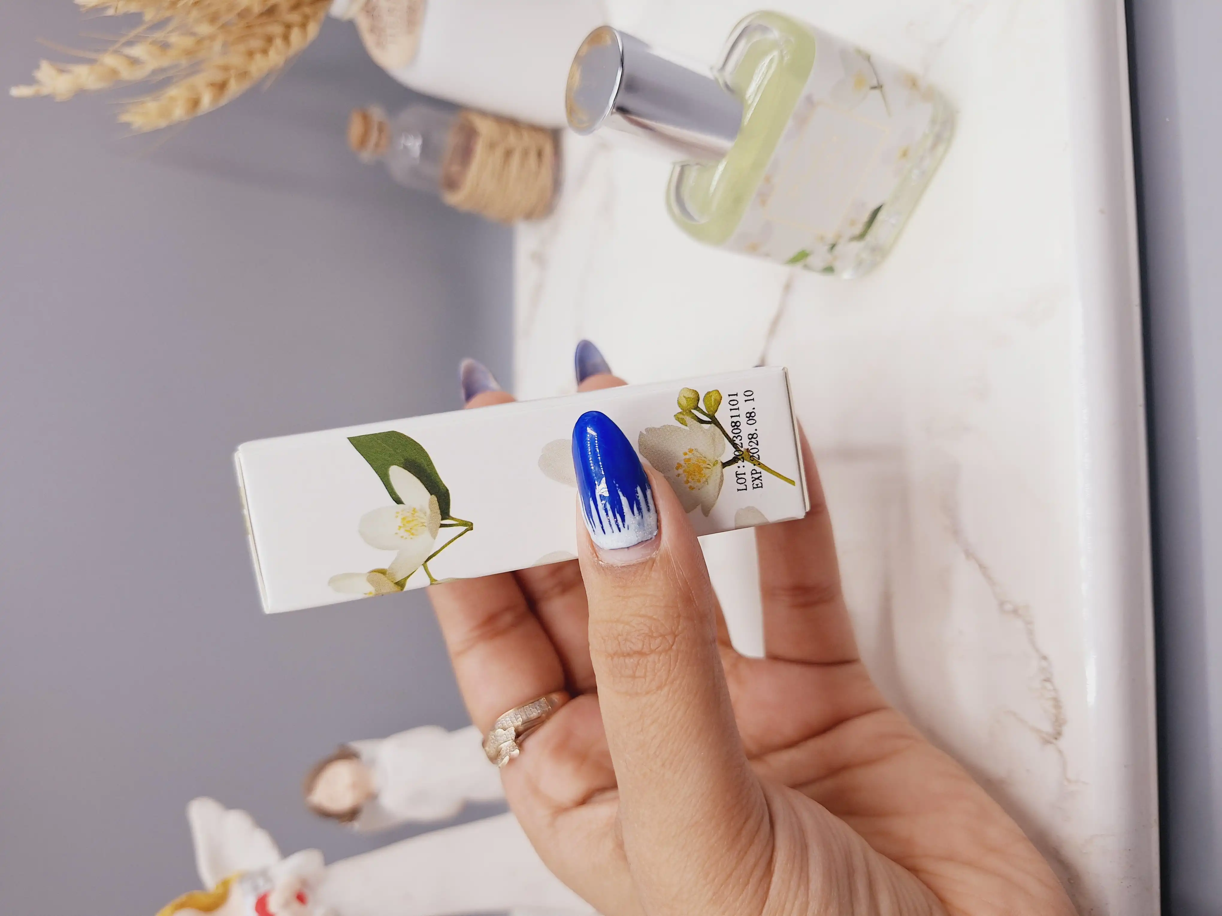 عطر مینی فانتزی دخترانه 30میل مدل شکوفه یاس ساخت چین کد YT-5297-2