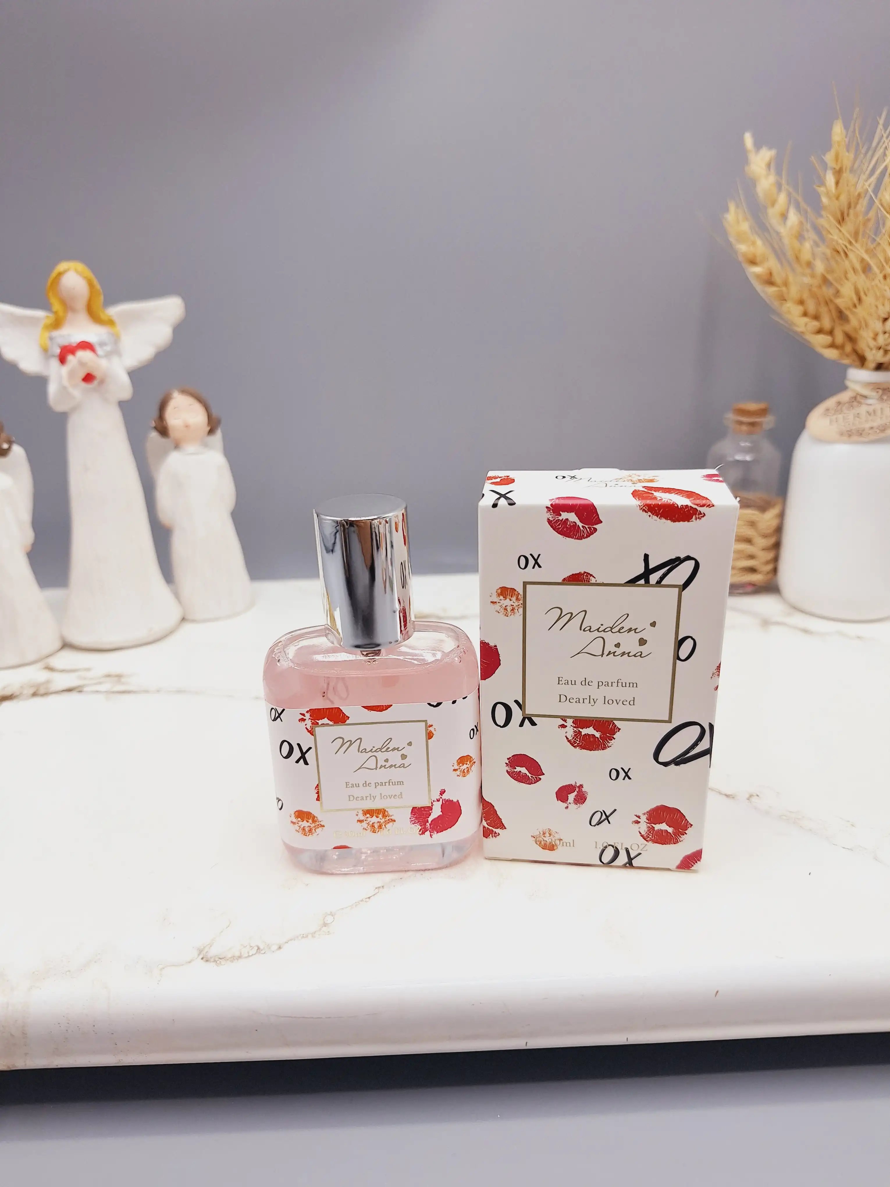 عطر مینی فانتزی دخترانه 30میل مدل عاشقانه لاو ساخت چین کد YT-5297-5