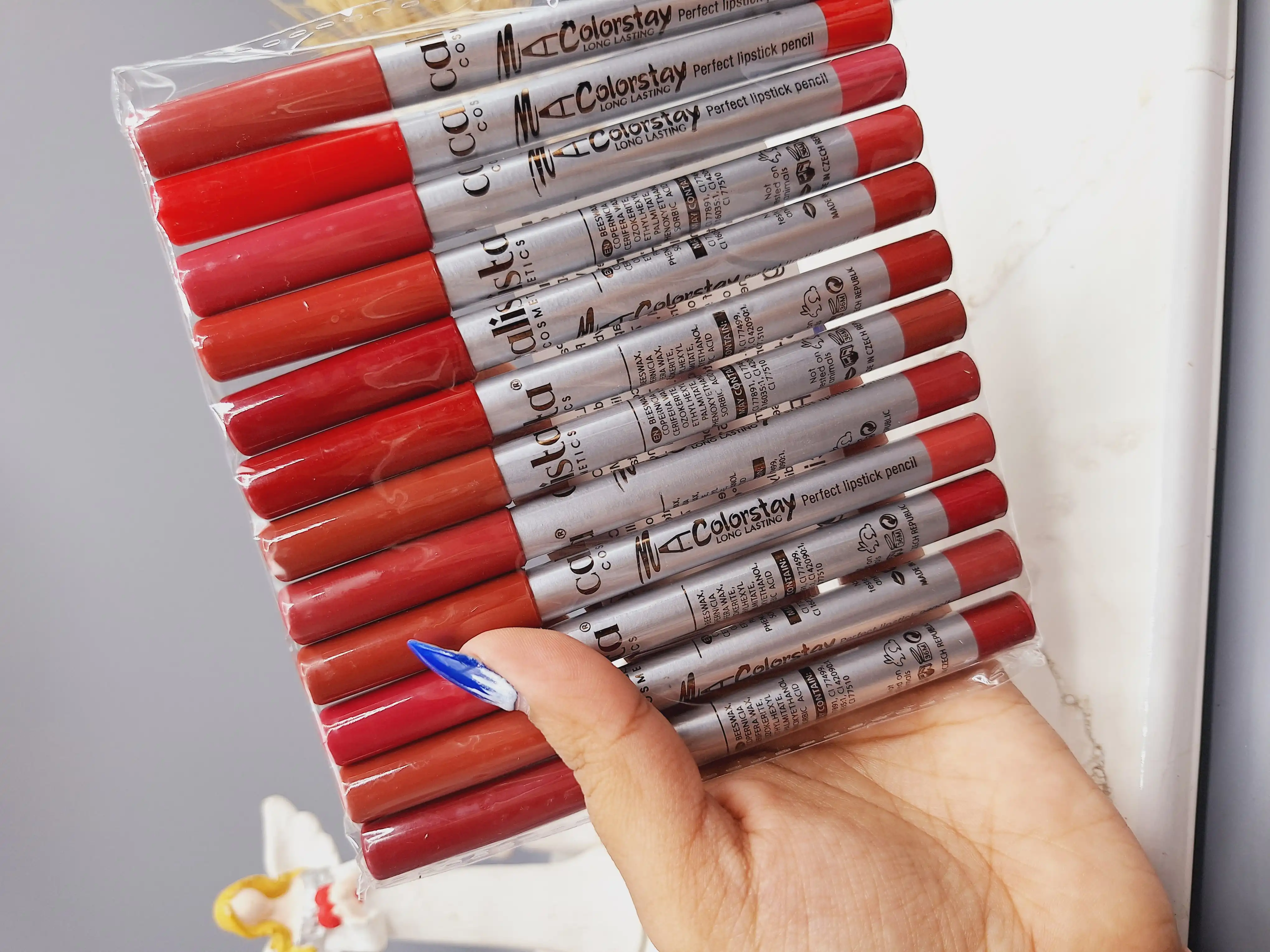 پک رژ مدادی 12 تایی برند کالیستا calista (پوکه وسط نقره ای)