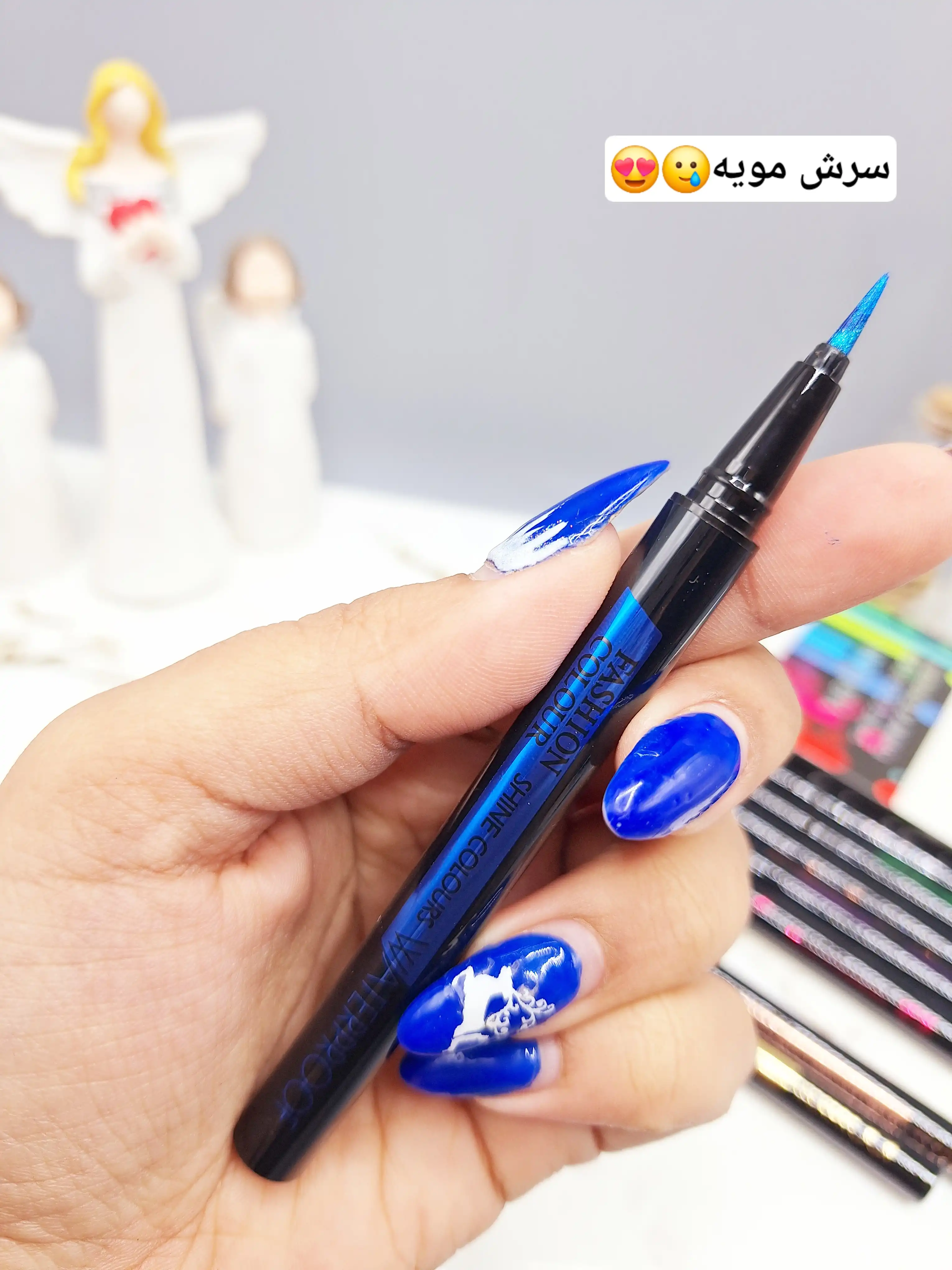 پک 12 تایی خط چشم رنگی فوق العاده زیبا و ضد آب ترند YABAGLIAN کد 0126