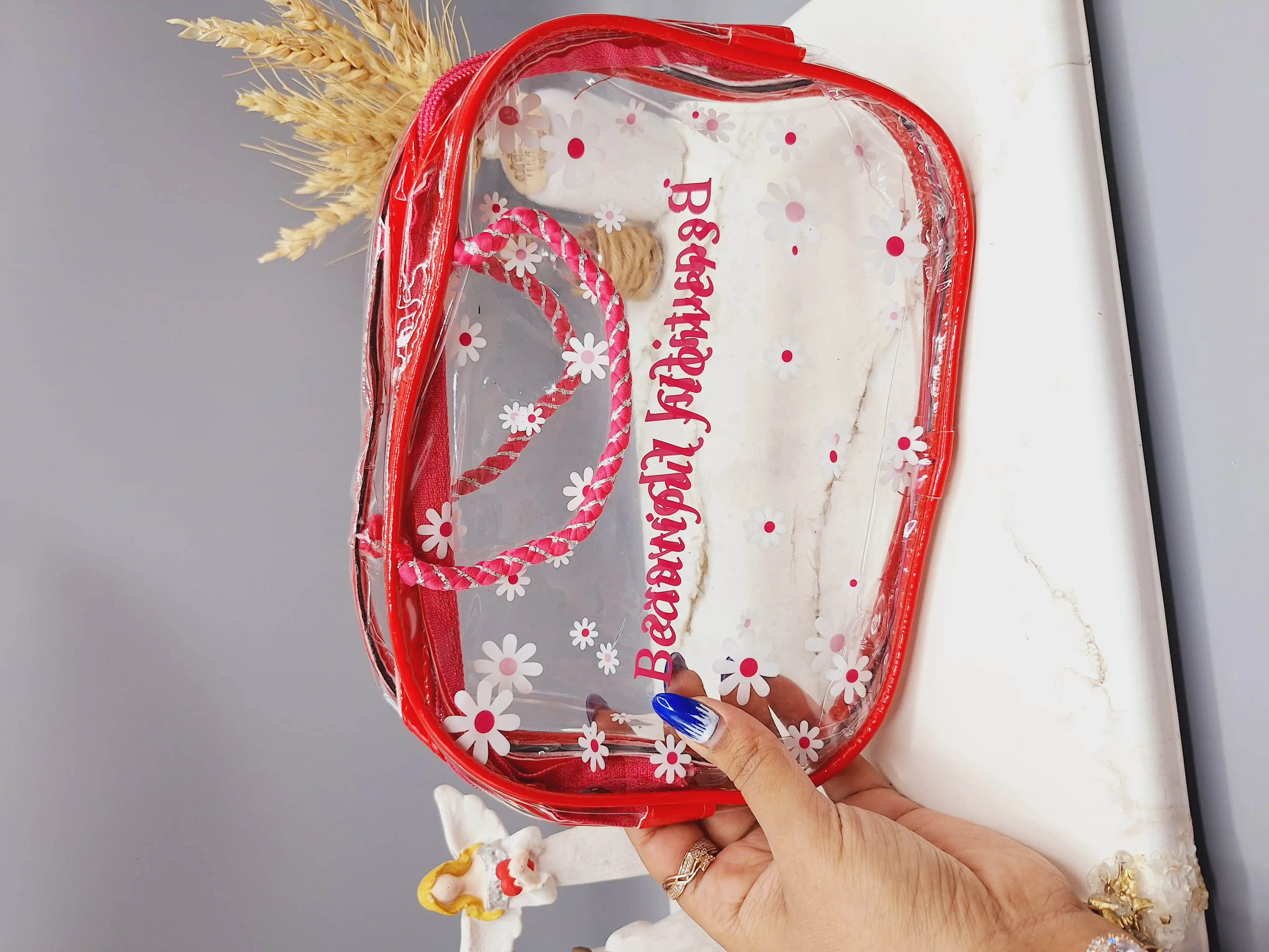 کیف آرایشی طرح بابونه زیپ فلزی جادار سایز متوسط