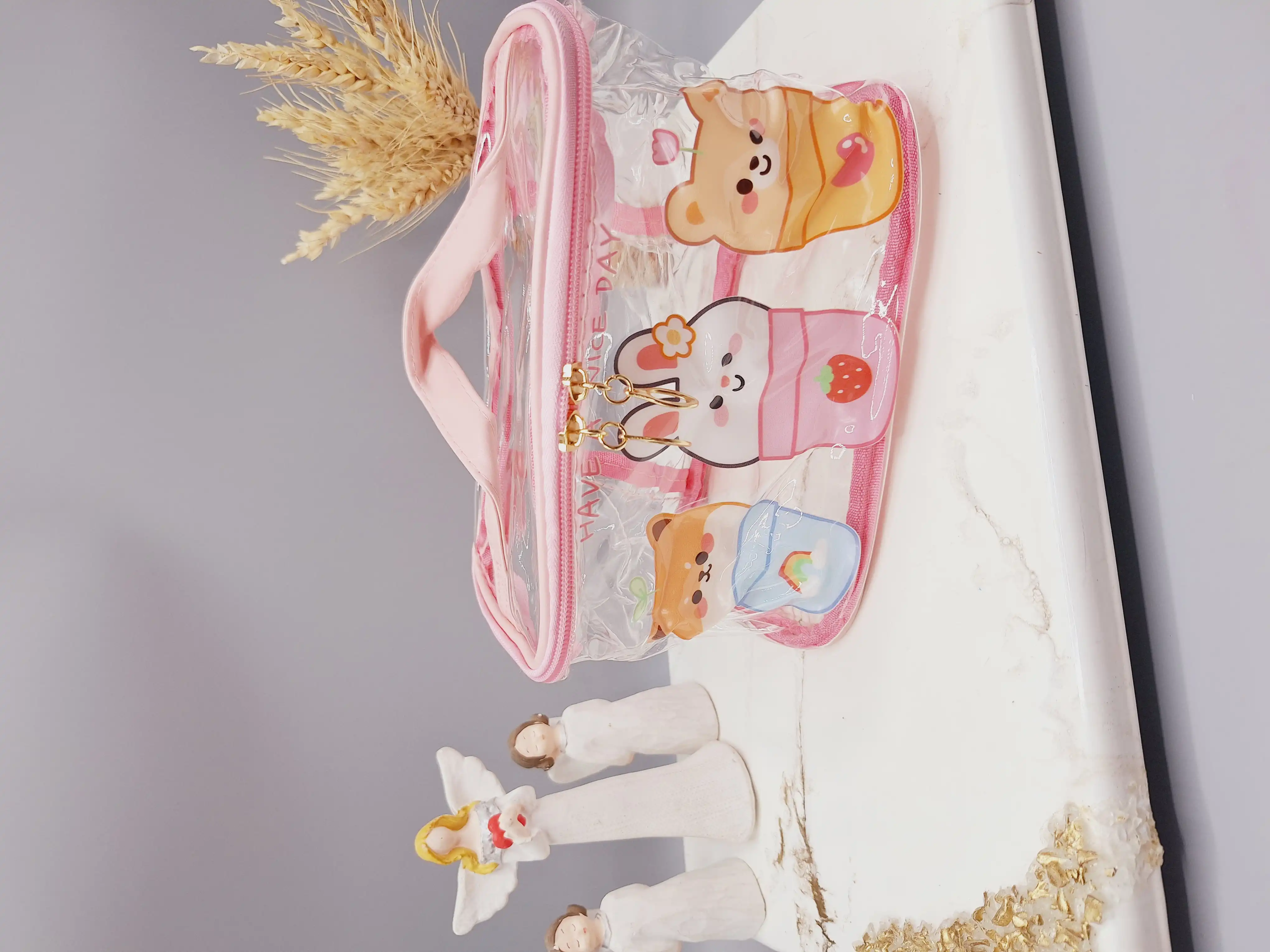 کیف آرایشی پرطرفدار فانتری فوق العاده با کیفیت