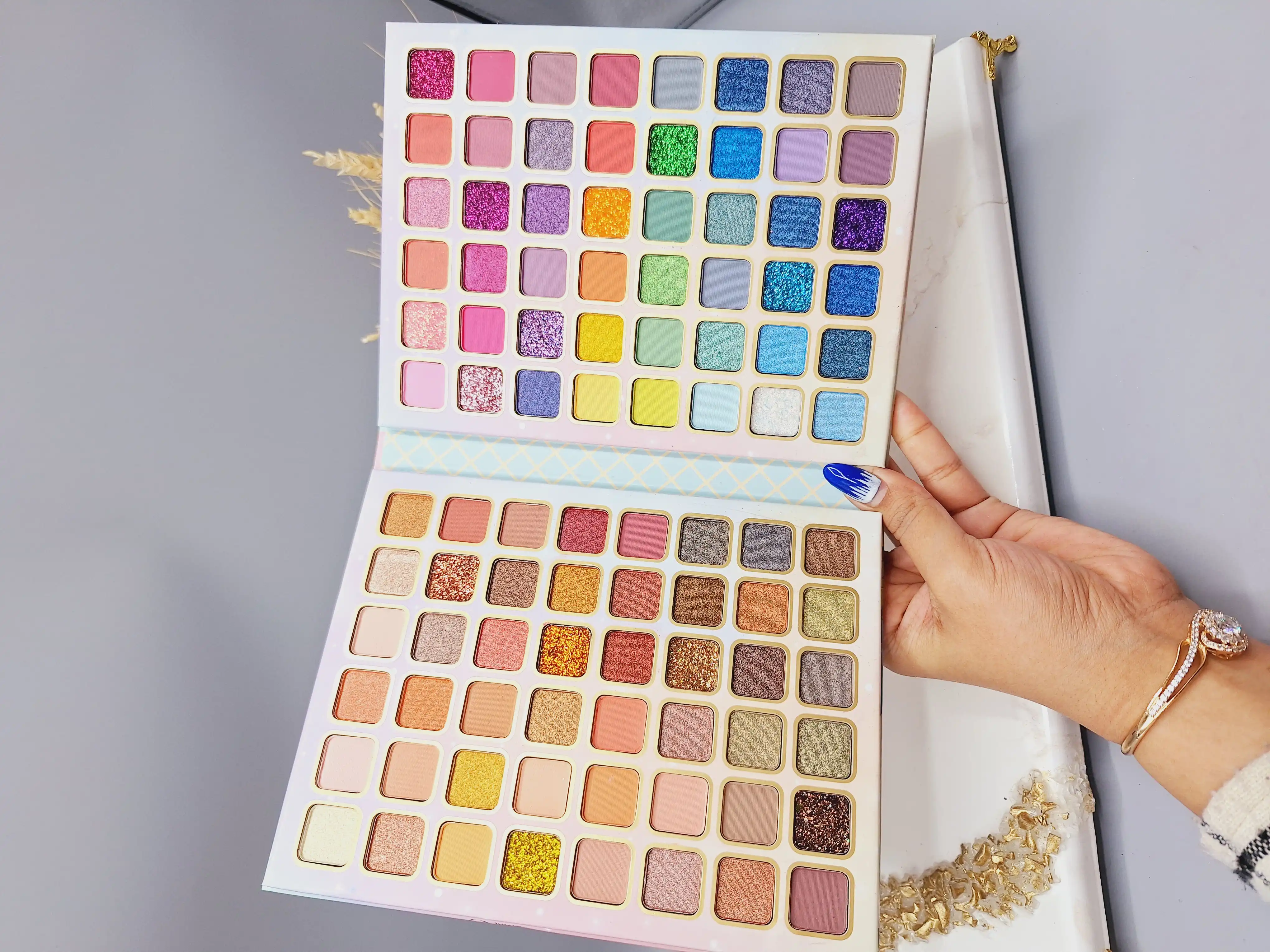 پالت سایه کتابی 96 رنگ بسیار زیبا مدل آلیس آیگودکو IGOODCO کد Ik2817