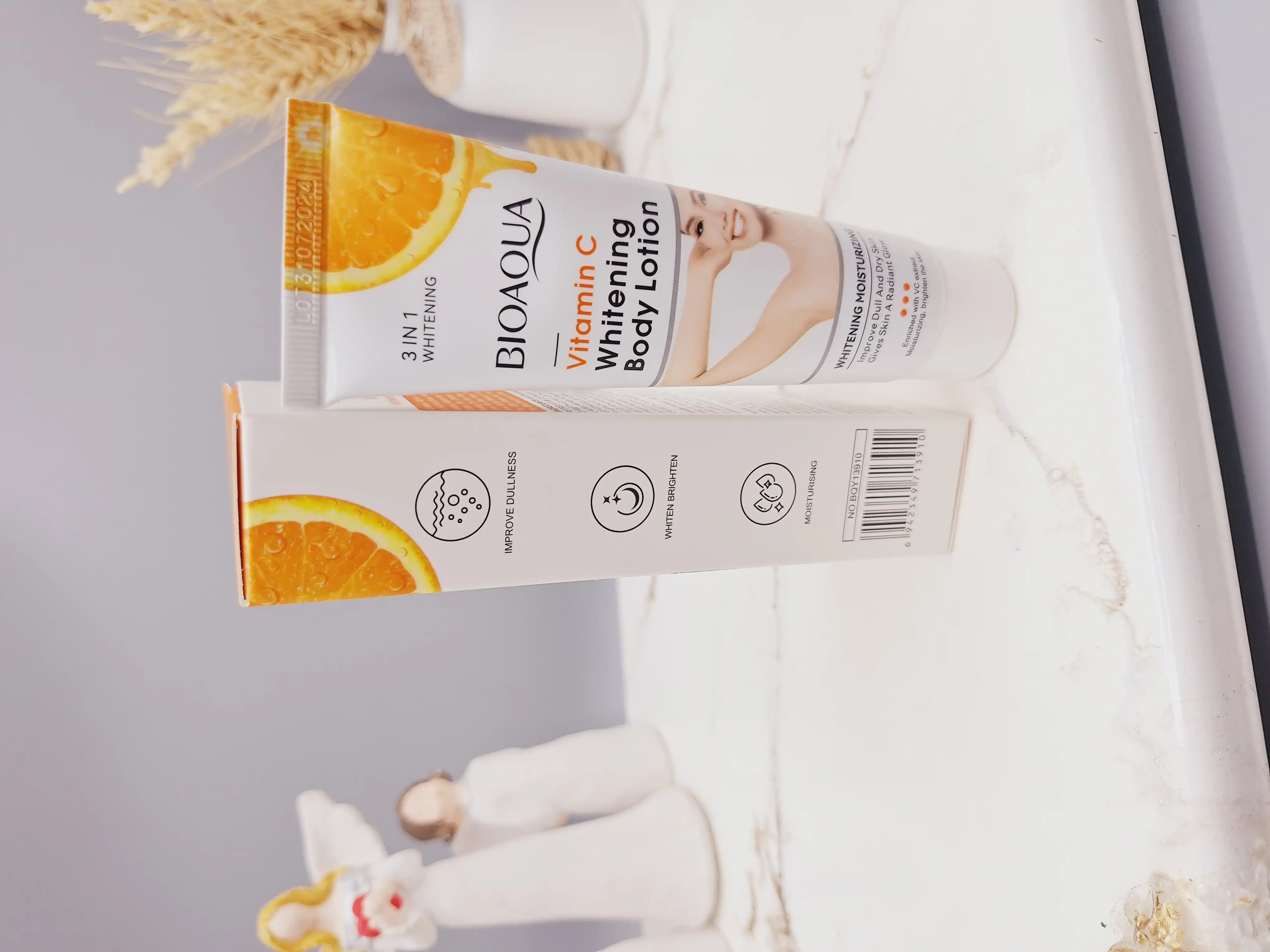 کرم روشن کننده نقاط حساس ویتامین سی بیواکوا (درمان تیرگی کل بدن) کد 13910