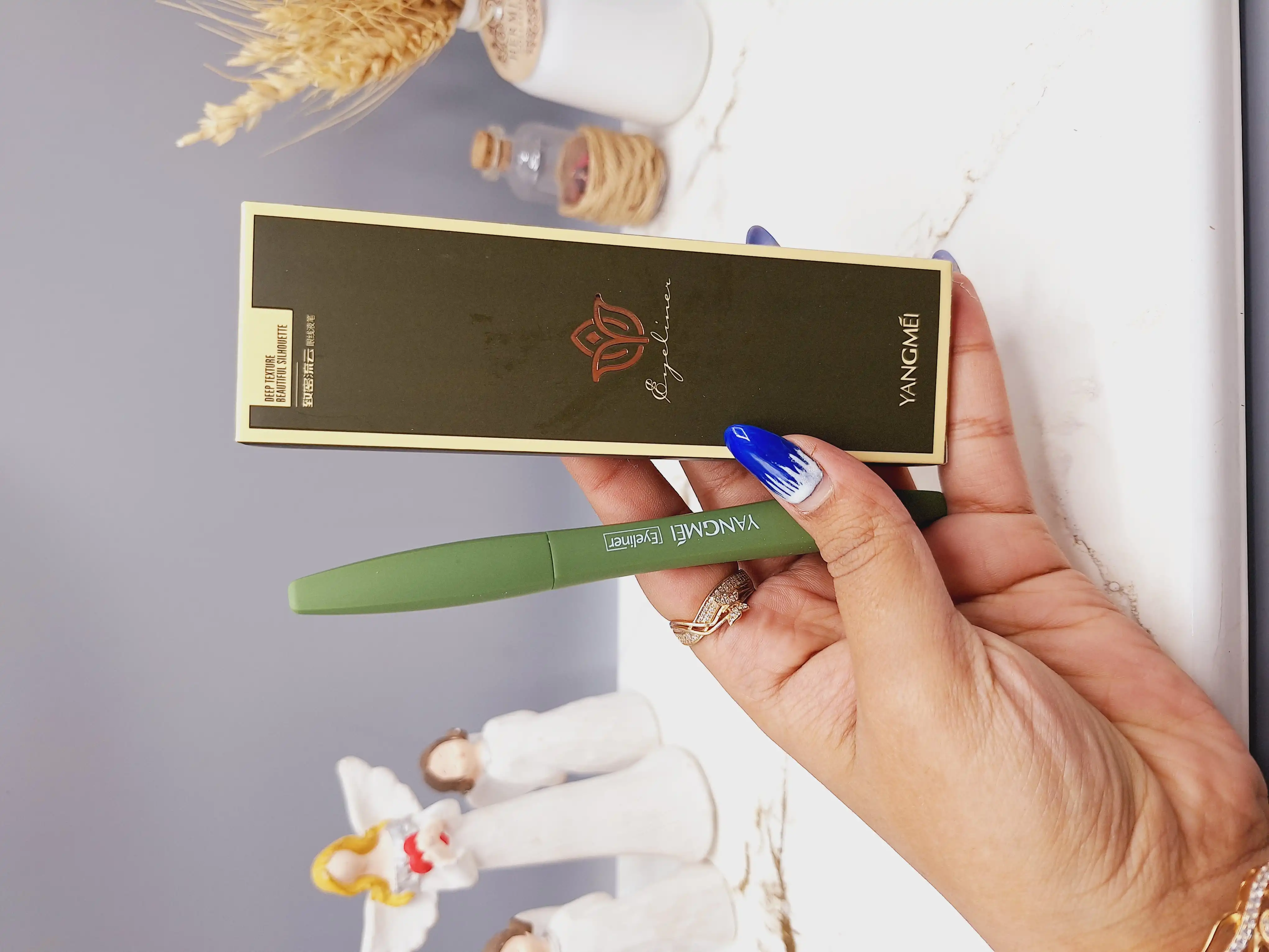 خط چشم مشکی ماژیکی یانگمی YANGMEI کد YM9057