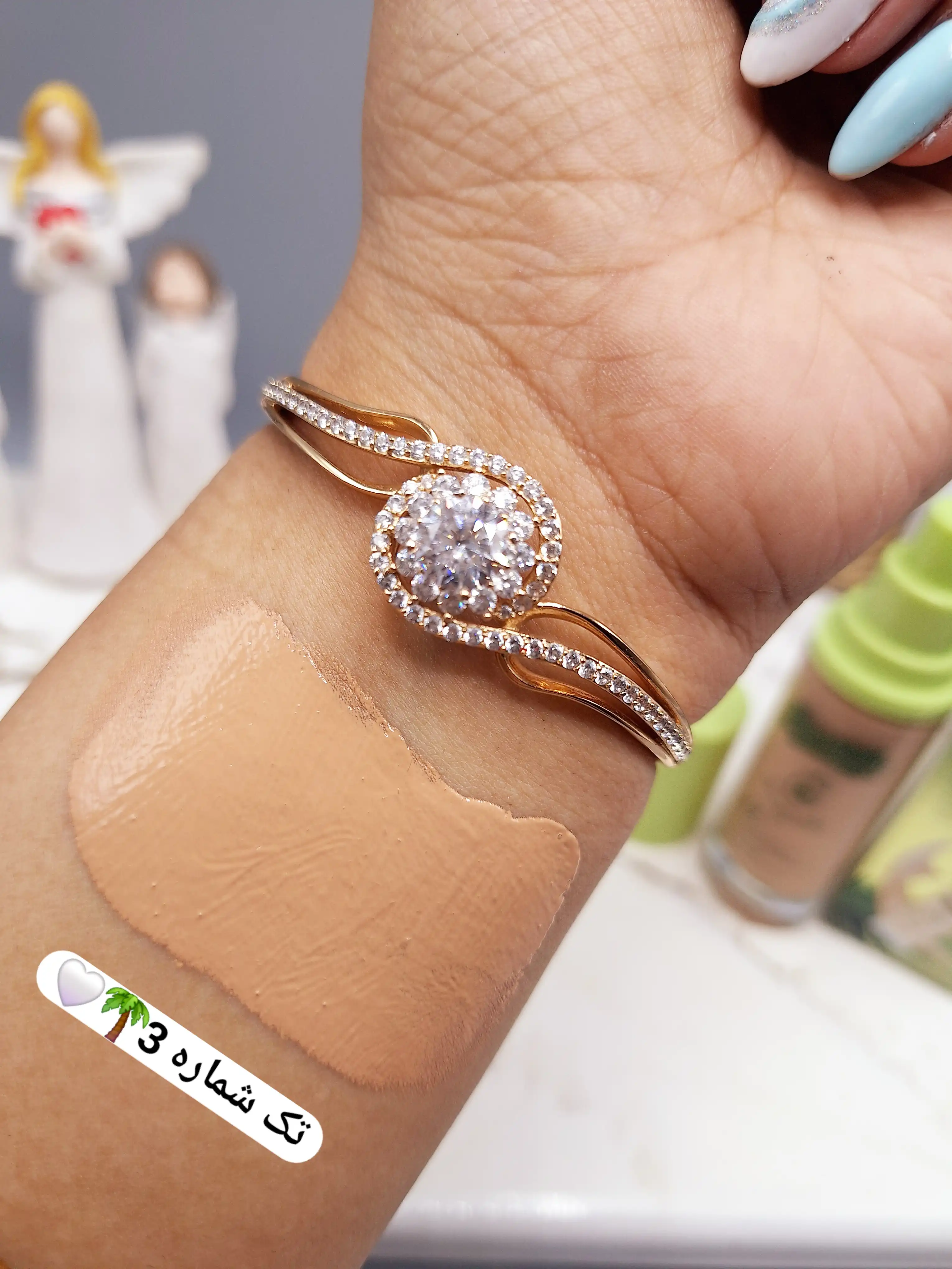 کرم پودر آووکادو 24 ساعته Show Roland کد SR002