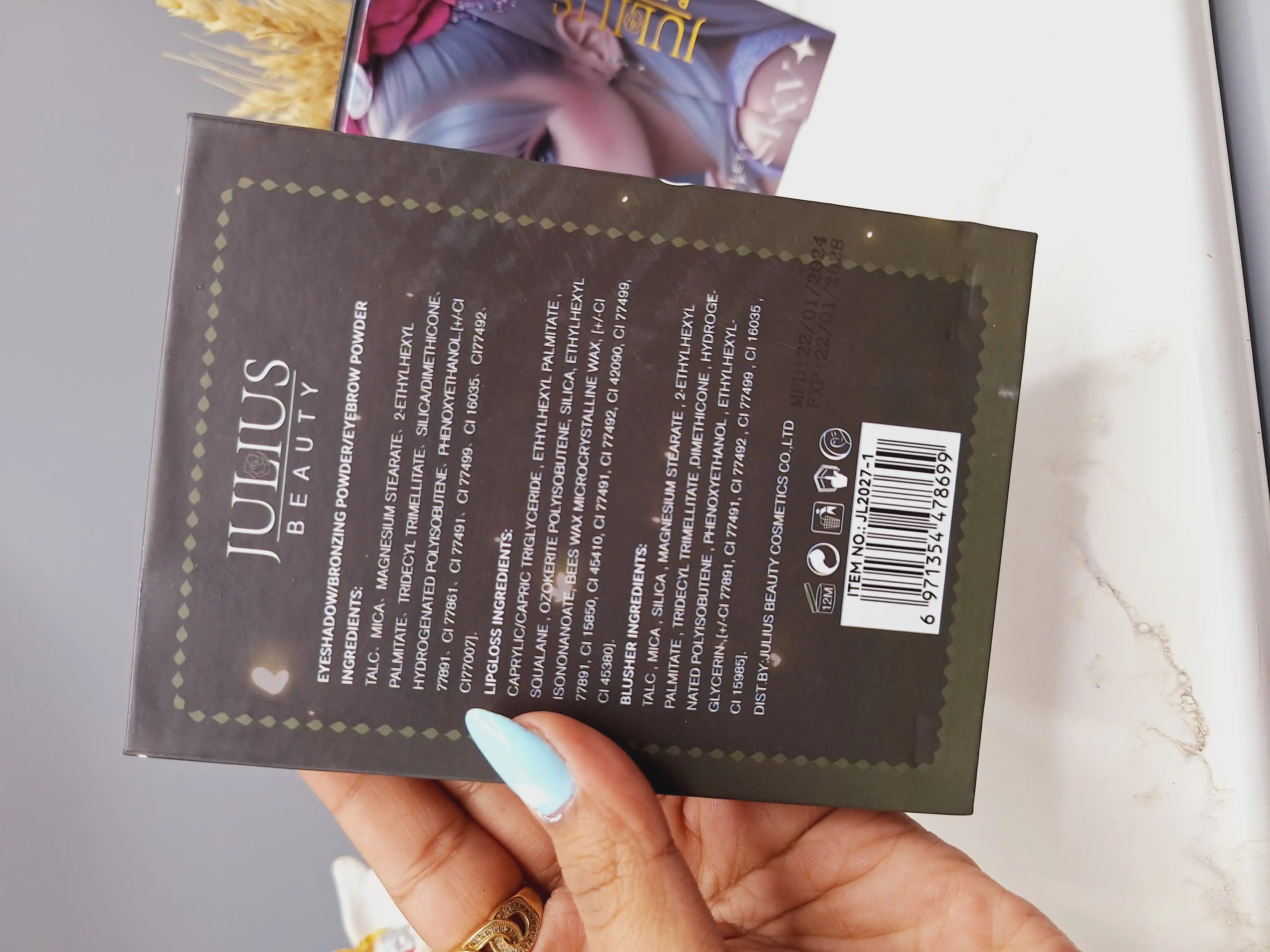 سایه کیفی ژولیوس بیوتی طرح دختر جوان و زیبا کد jl2027