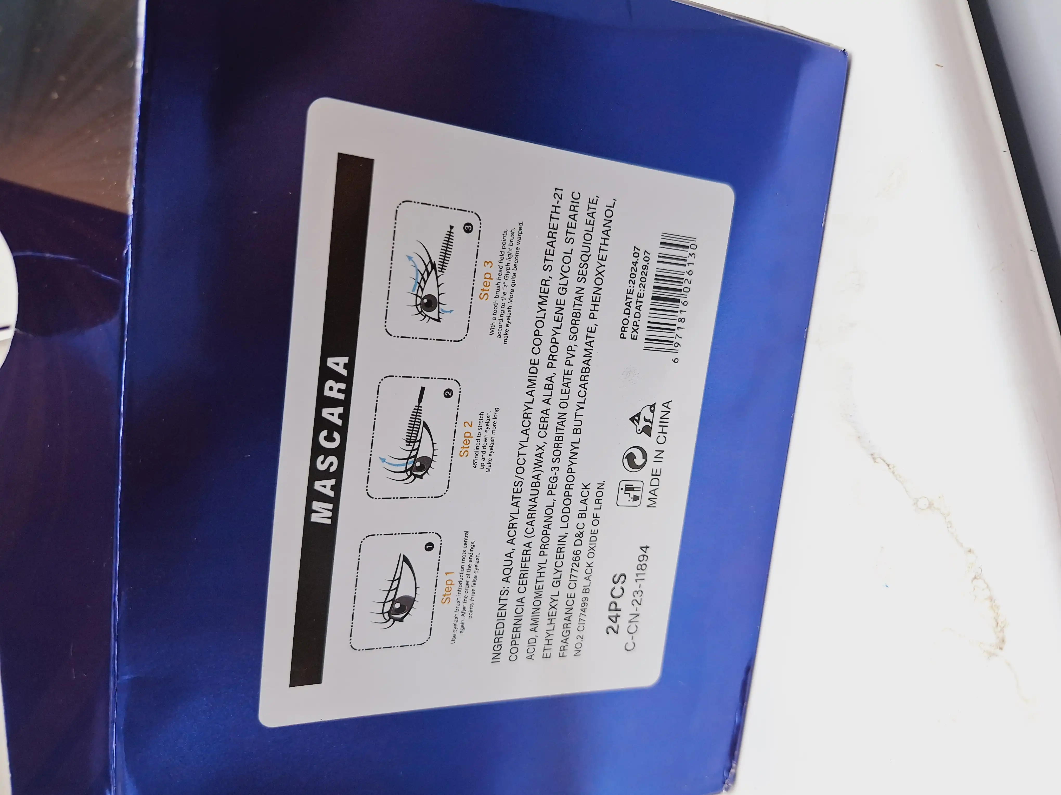 ریمل آبی بلند کننده و پر پشت کننده برند ماسکارا کد 2613