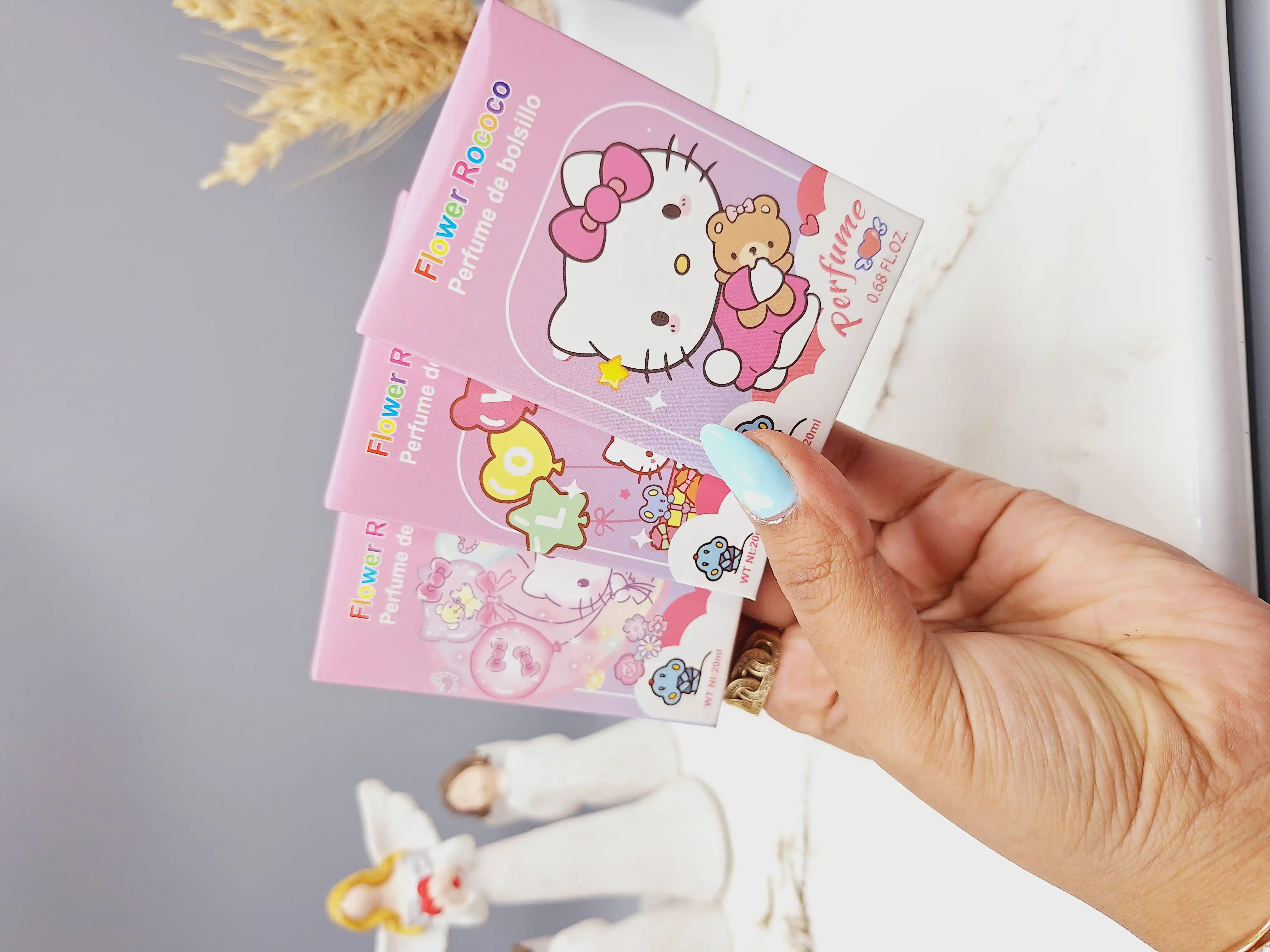 عطر جیبی کیوت و فانتزی طرح کیتی حجم ۲۰ میل کد PF50