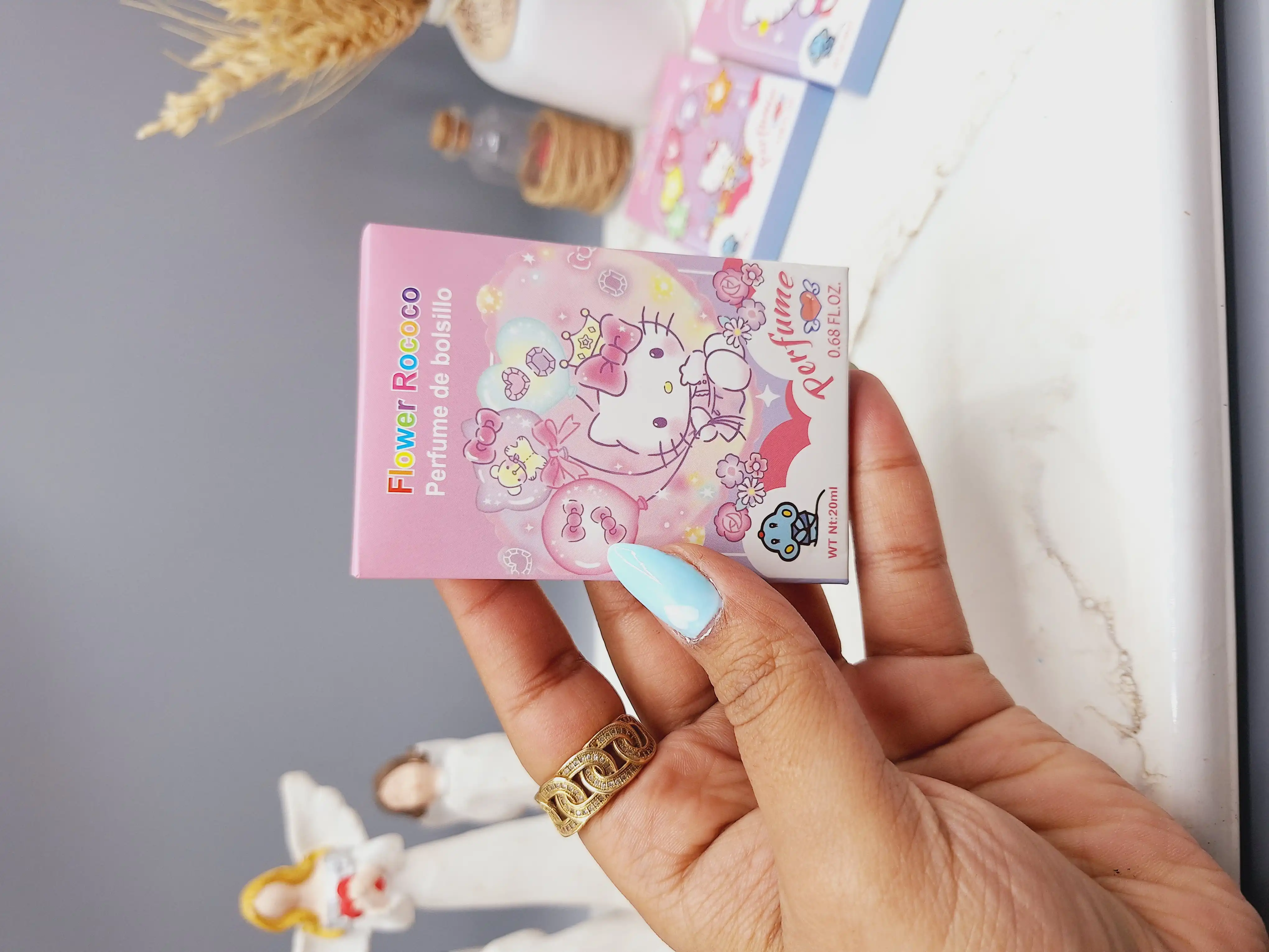 عطر جیبی کیوت و فانتزی طرح کیتی حجم ۲۰ میل کد PF50