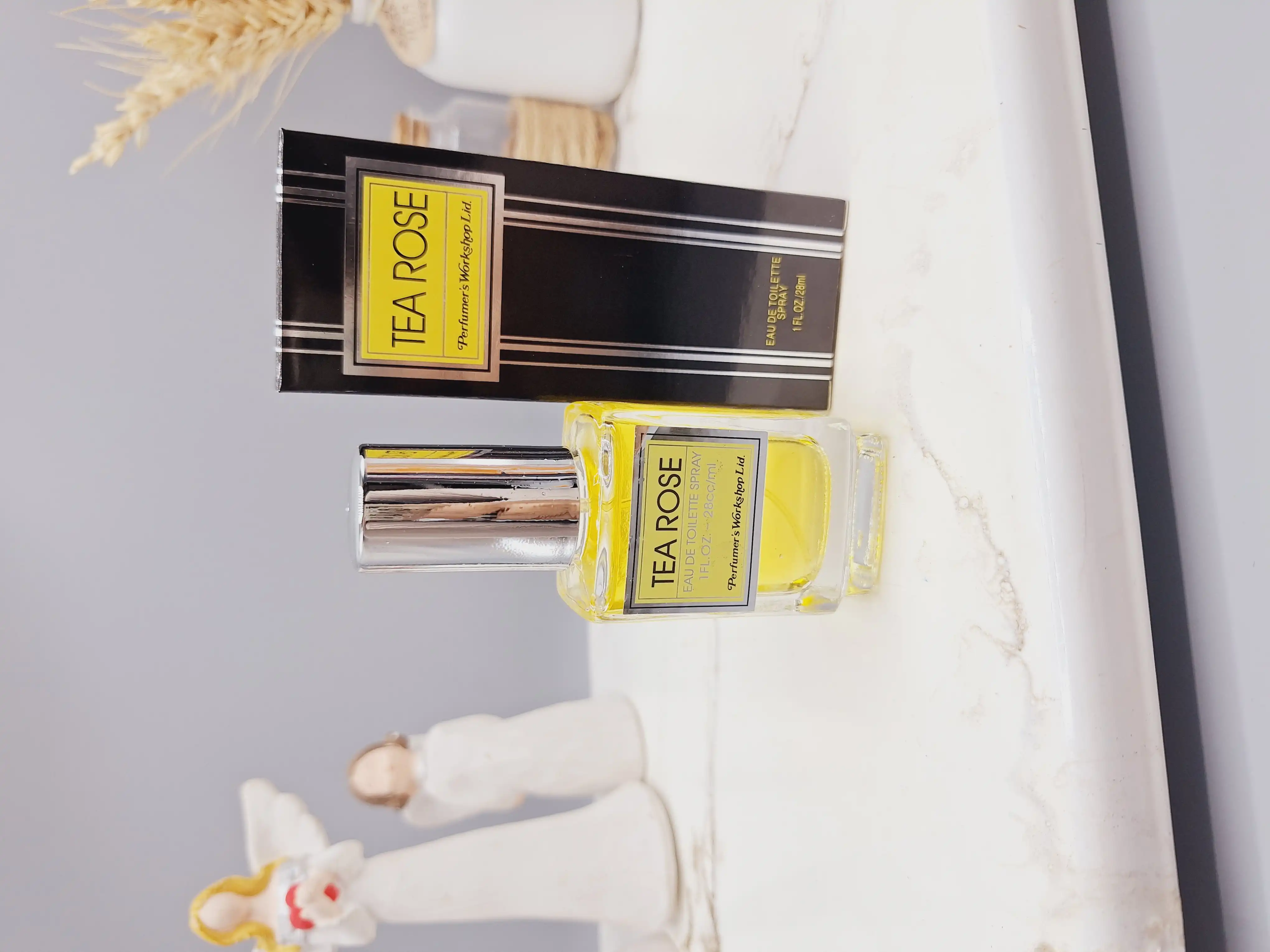 ادکلن TEA ROSE حجم 28 میل کد 6975