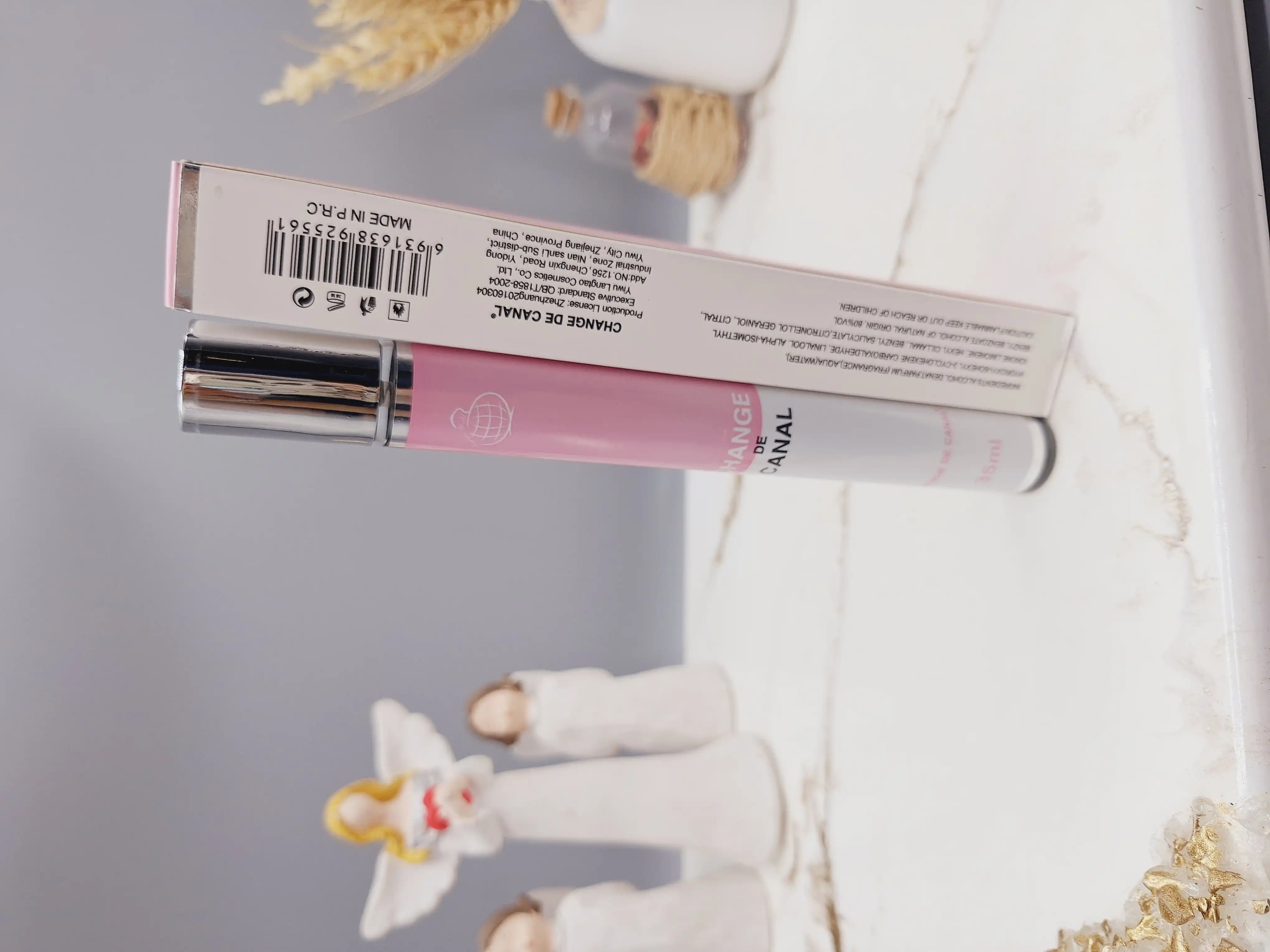 ادکلن زنانه استوانه ای 35 میل CHANGE DE CANAL کد 5561