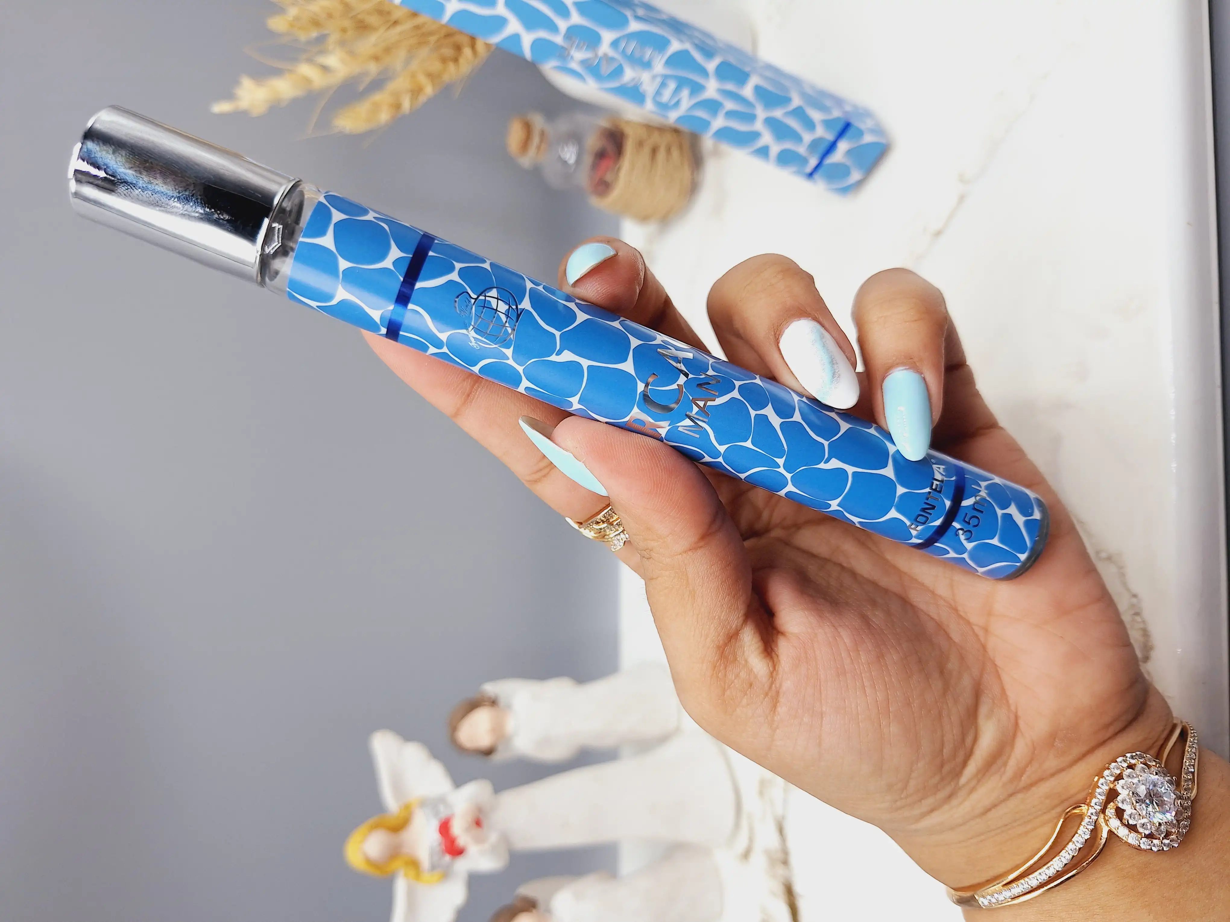 ادکلن زنانه استوانه ای 35 میل VERCAGE MAN کد 2187