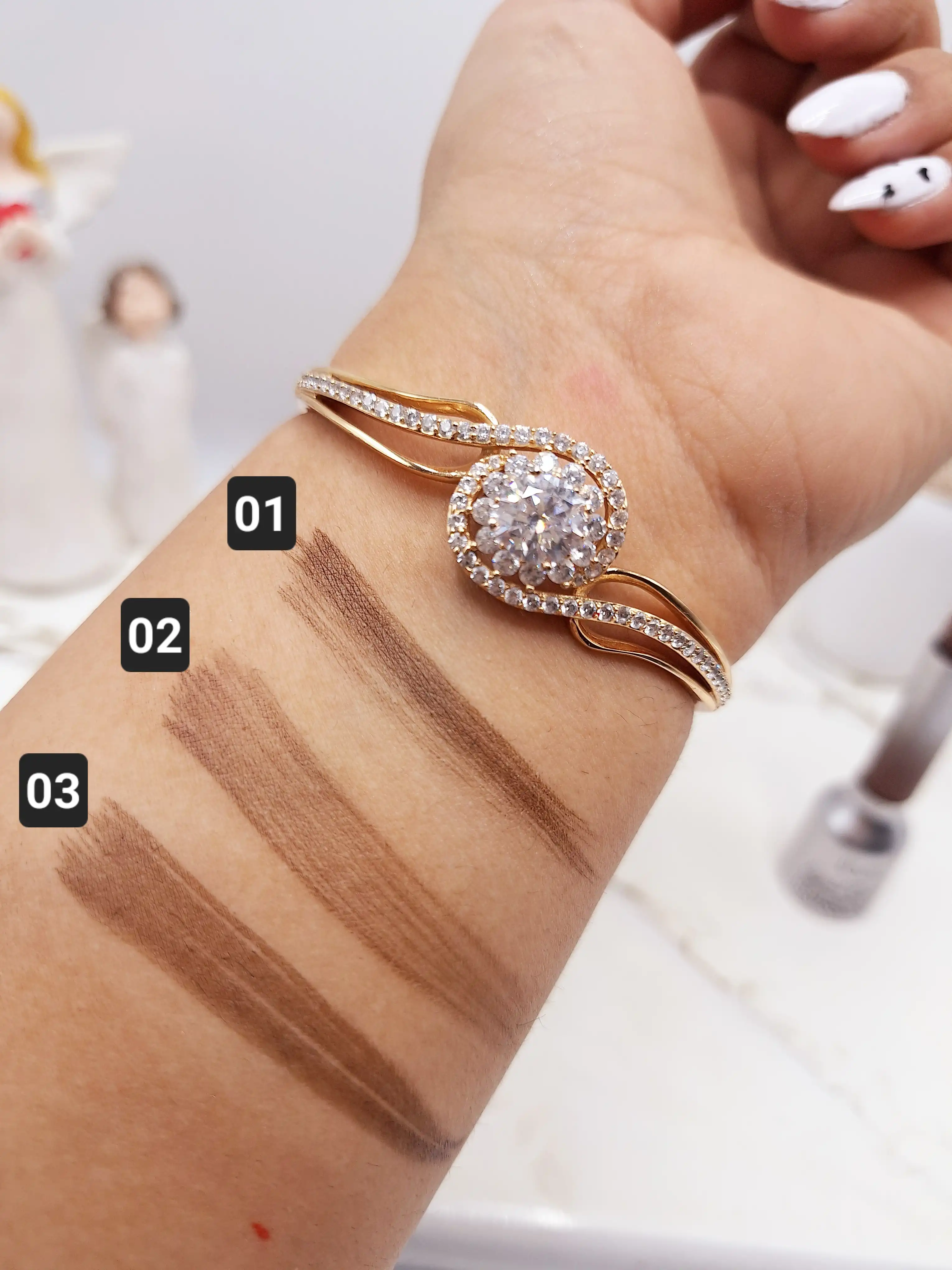 هاشور ابرو کوزه ای معروف برند ‏USHAS‏ کد 096