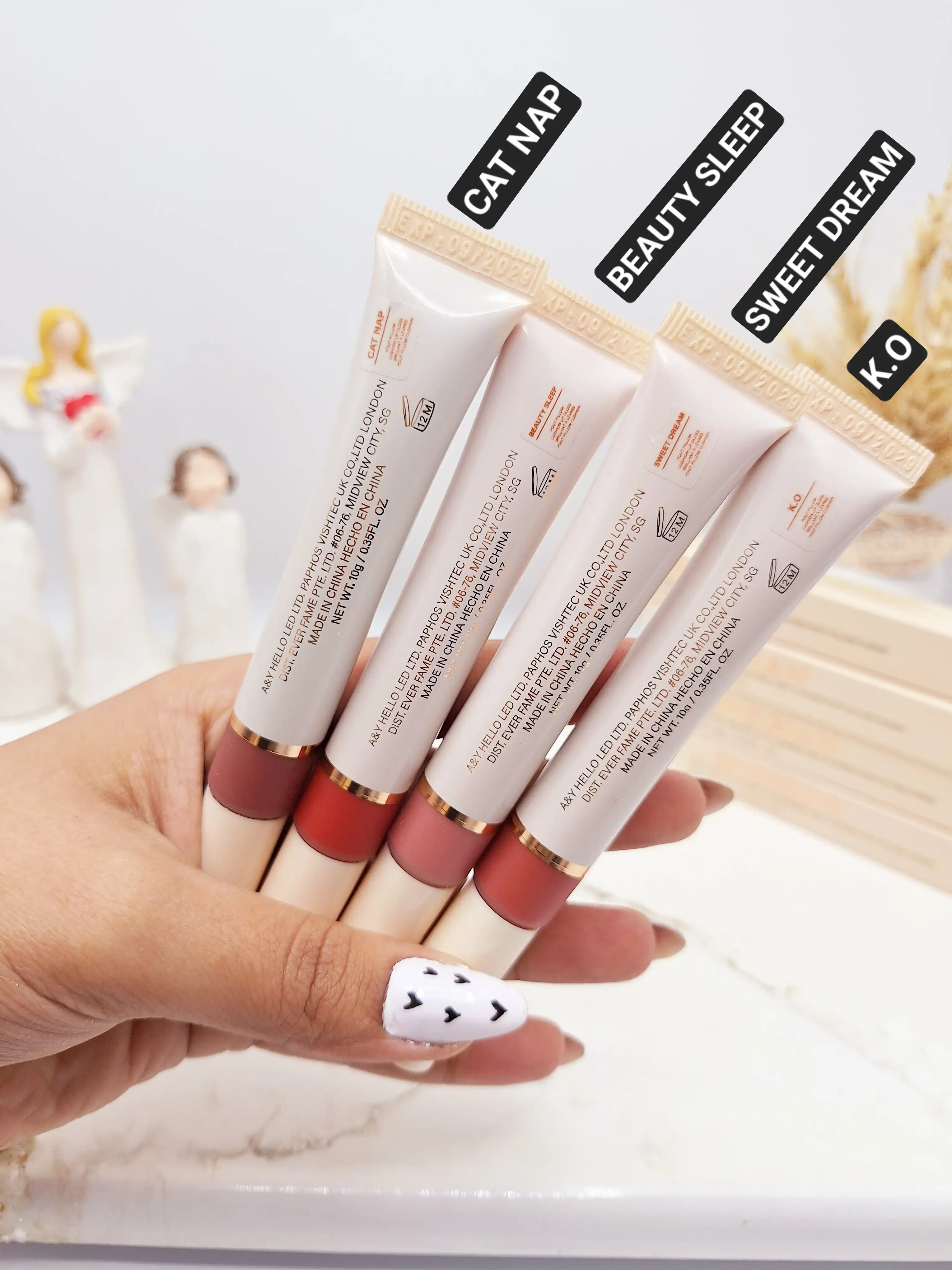 لیپ گلاس خیس کوشنی پرطرفدار شیگلم با کیفیت و خوش رنگ SHEGIAM کد 0410