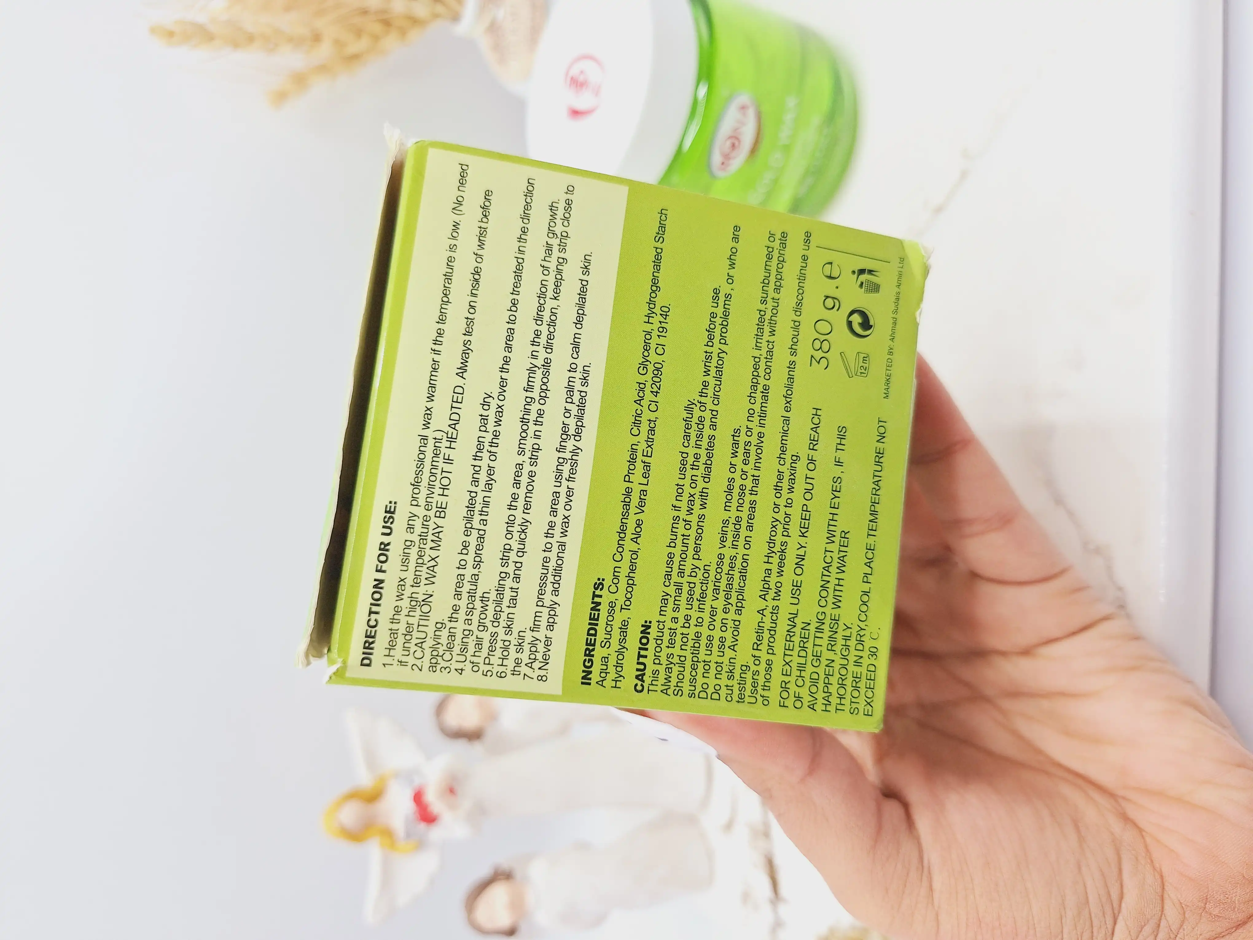 موم سرد با کاغذ اپیلاسیون همراه با کاردک رایحه آلوئه ورا برند RONA کد 3138