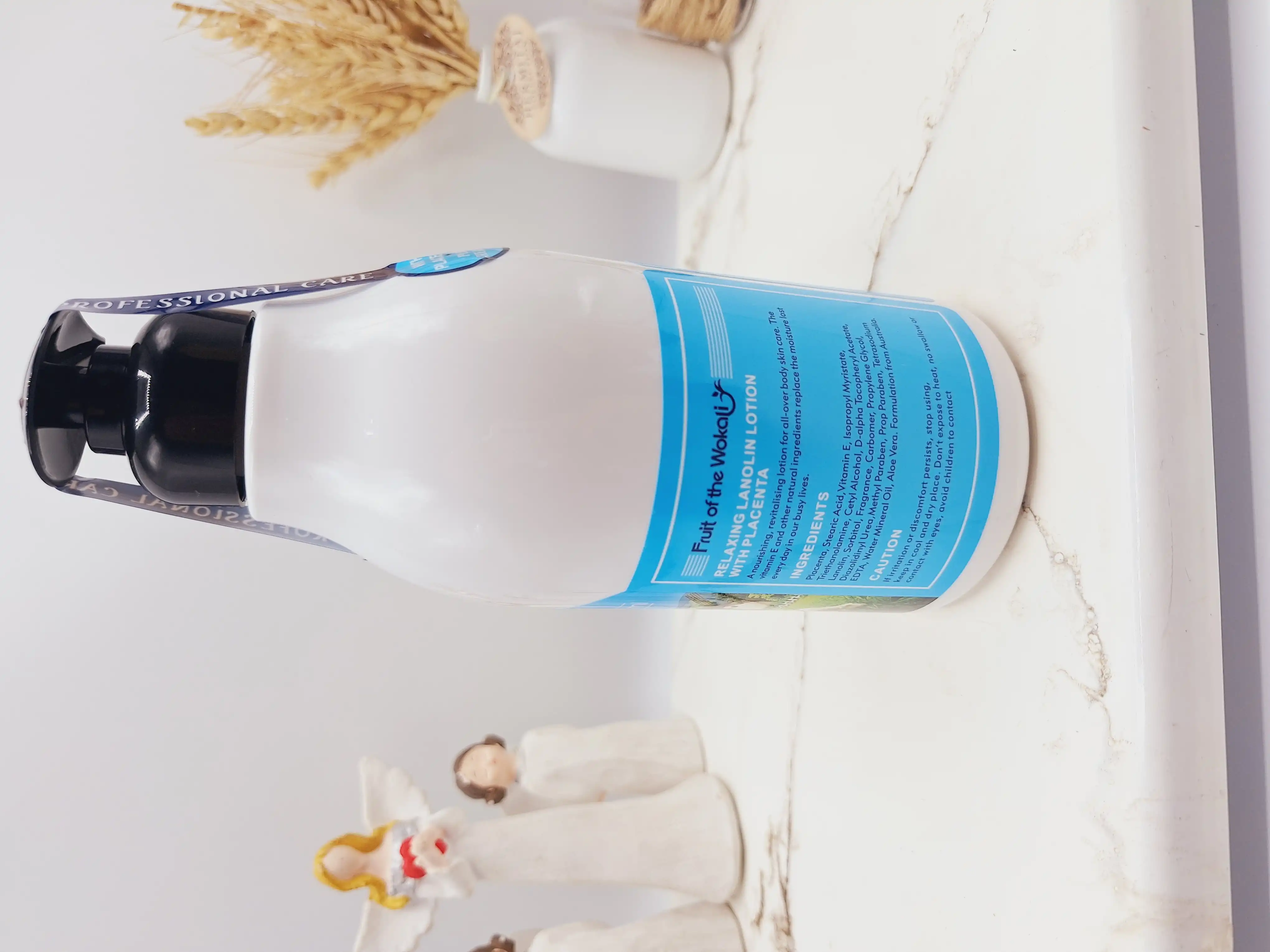 لوسیون بدن شیر گوسفند لانوین 550 میل روشن کننده و آبرسان برند Wokali کد 255