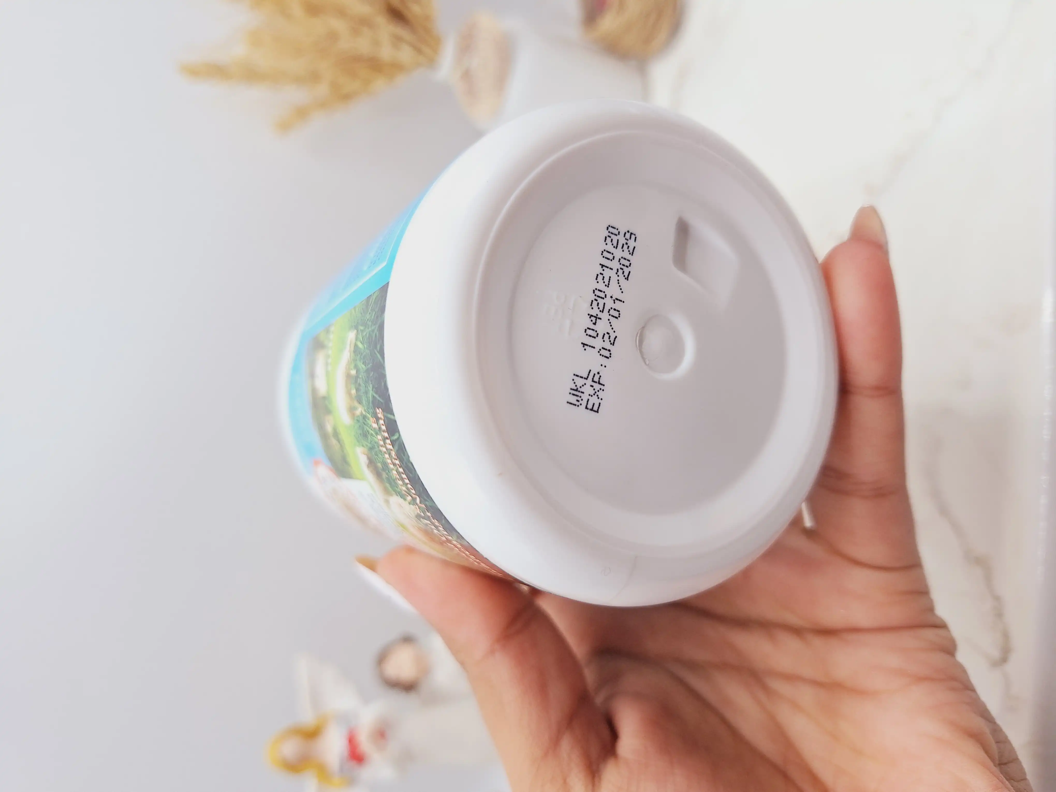 لوسیون بدن شیر گوسفند لانوین 550 میل روشن کننده و آبرسان برند Wokali کد 255