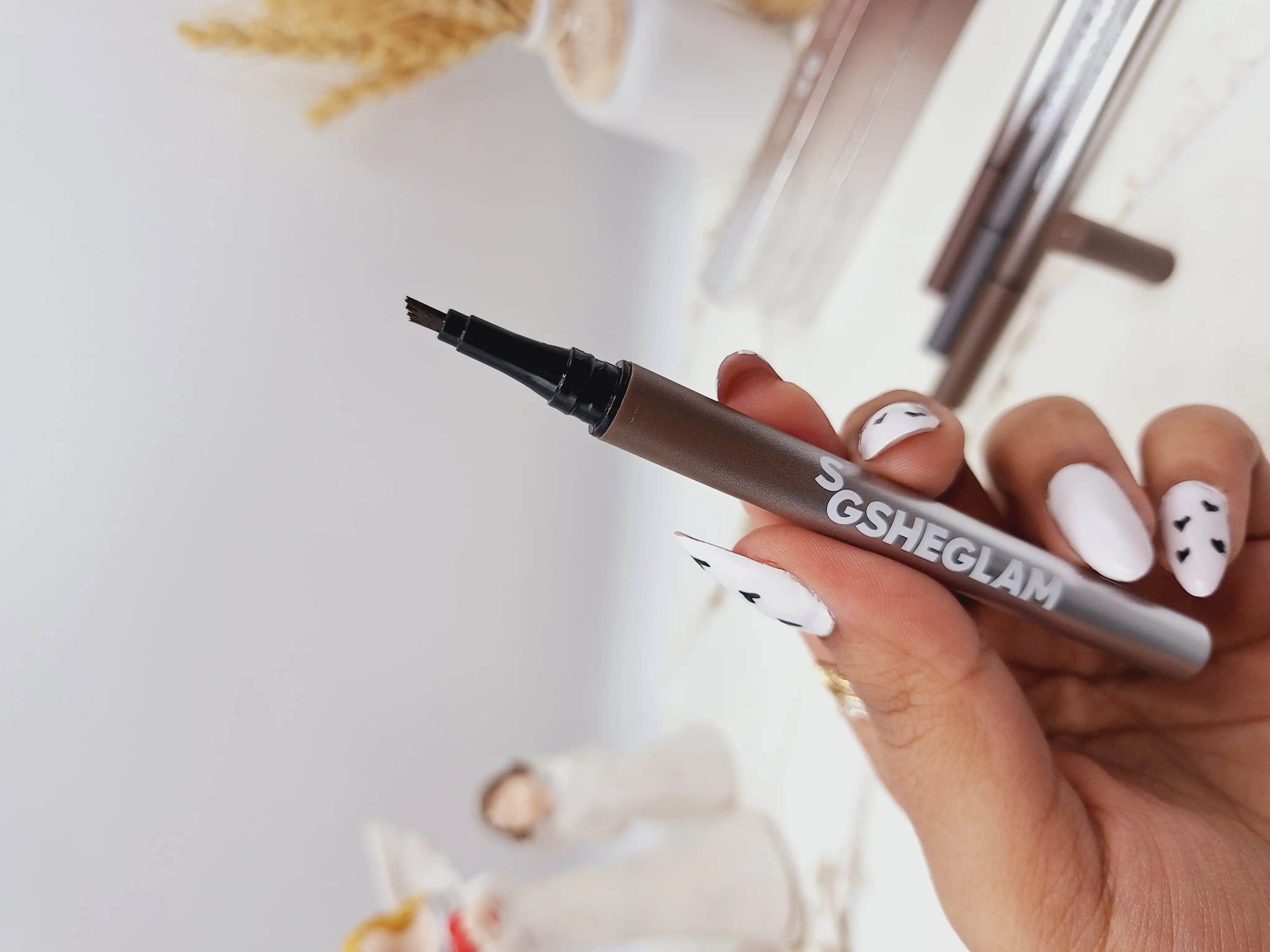 هاشور ابرو برند شیگلم SHEGLAM کد SG142