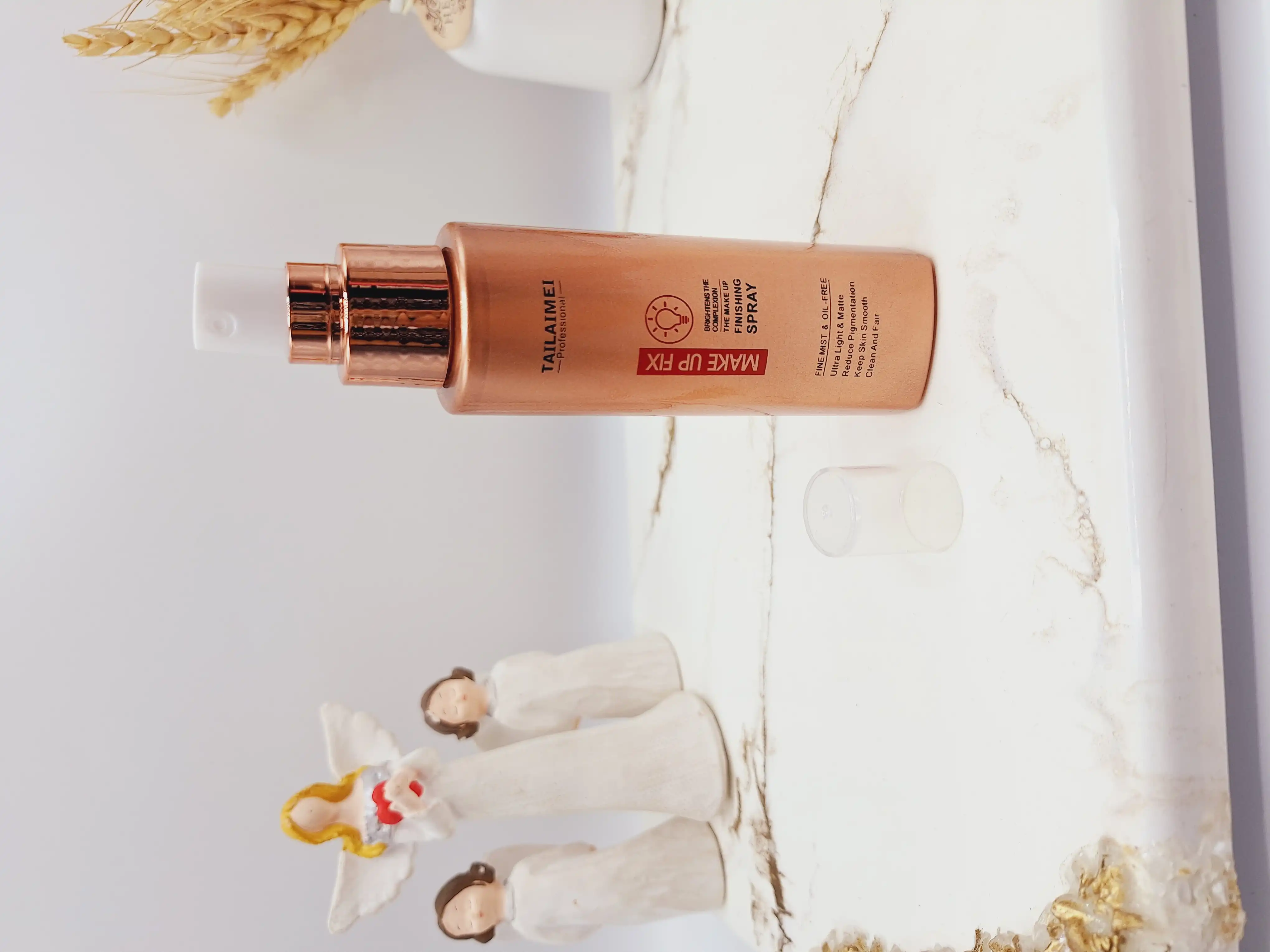 اسپری فیکس آرایشی فوق العاده سبک برند تایلامی TAILAIMEI کدTLM_SS049