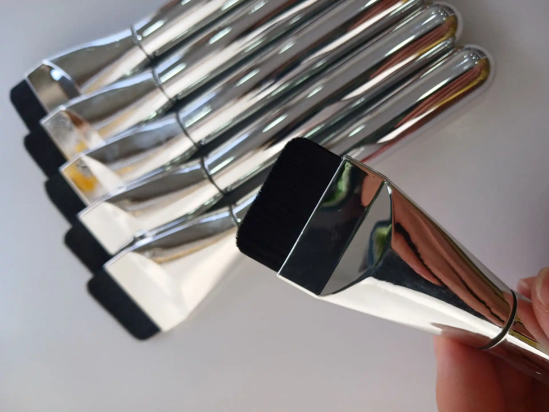 براش تخت کرمپودر رنگ سیلور