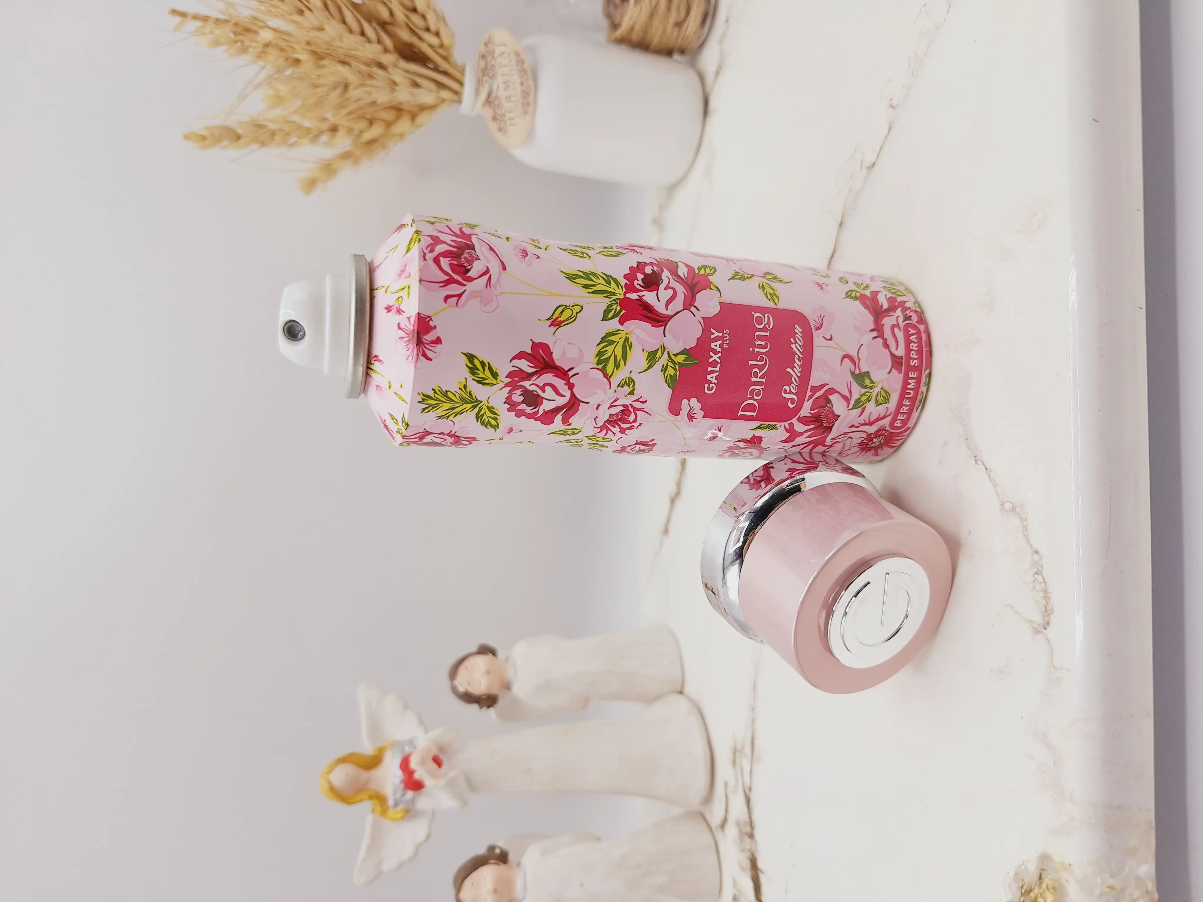 اسپری خوش بو کننده زنانه  مدل DaRLIng برند گلکسی GALXAY کد B5434