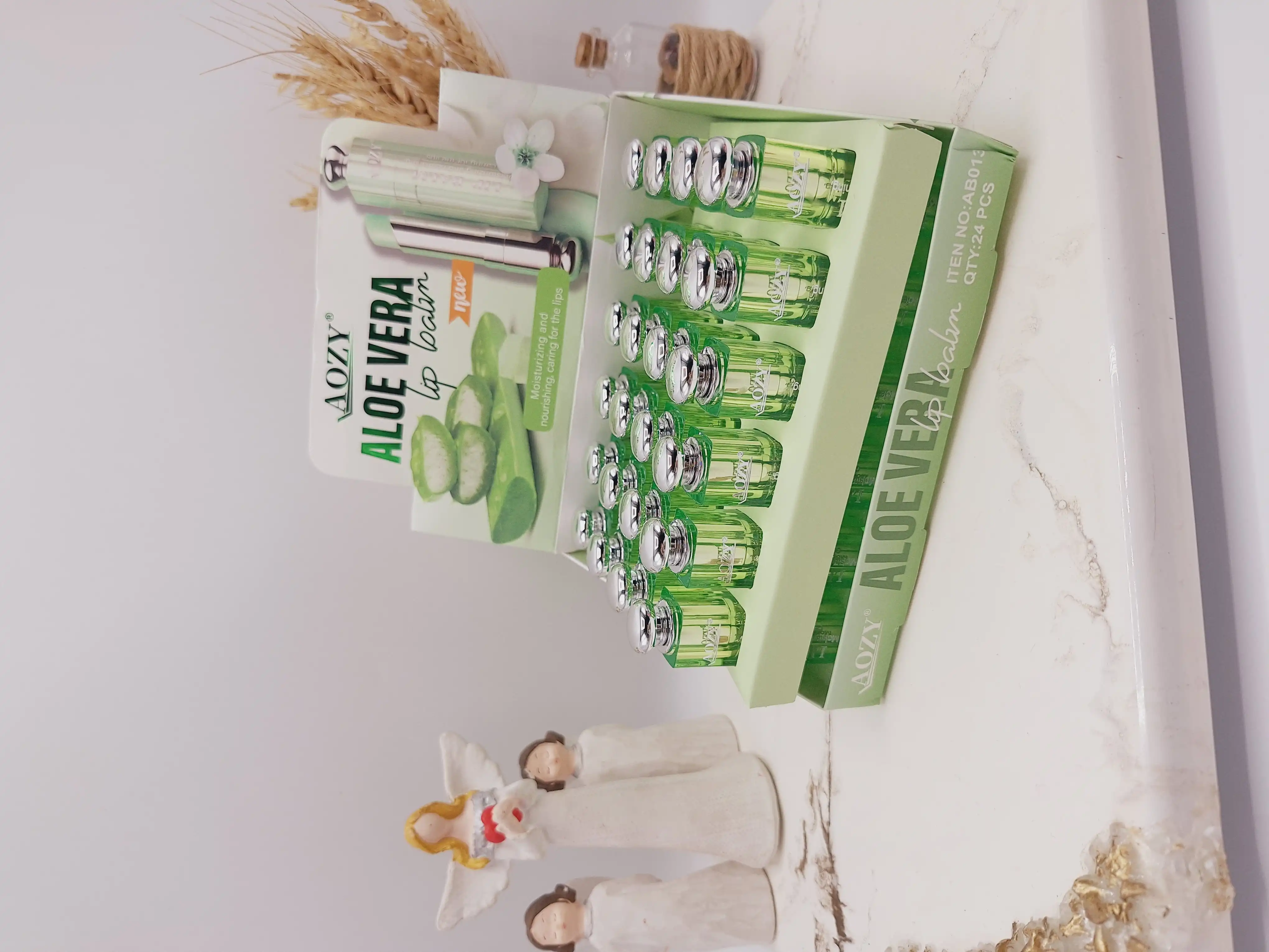 بالم لب حرارتی پرنسسی آلوئه ورا برند AOZY کد AB013