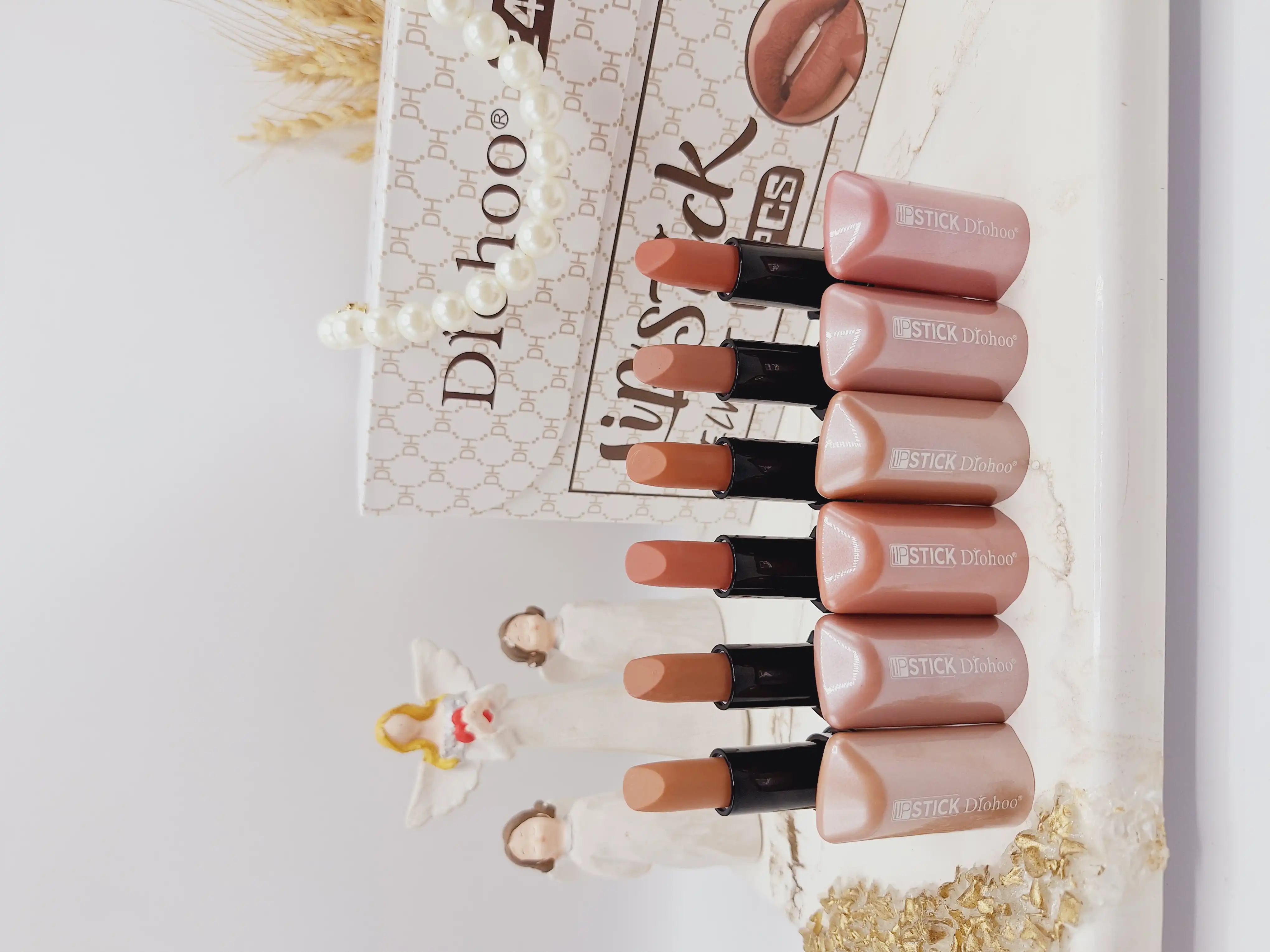 پک رژ 24 تایی مدل کیف زنانه سفید برند دروهو Drohoo کد ZY23108