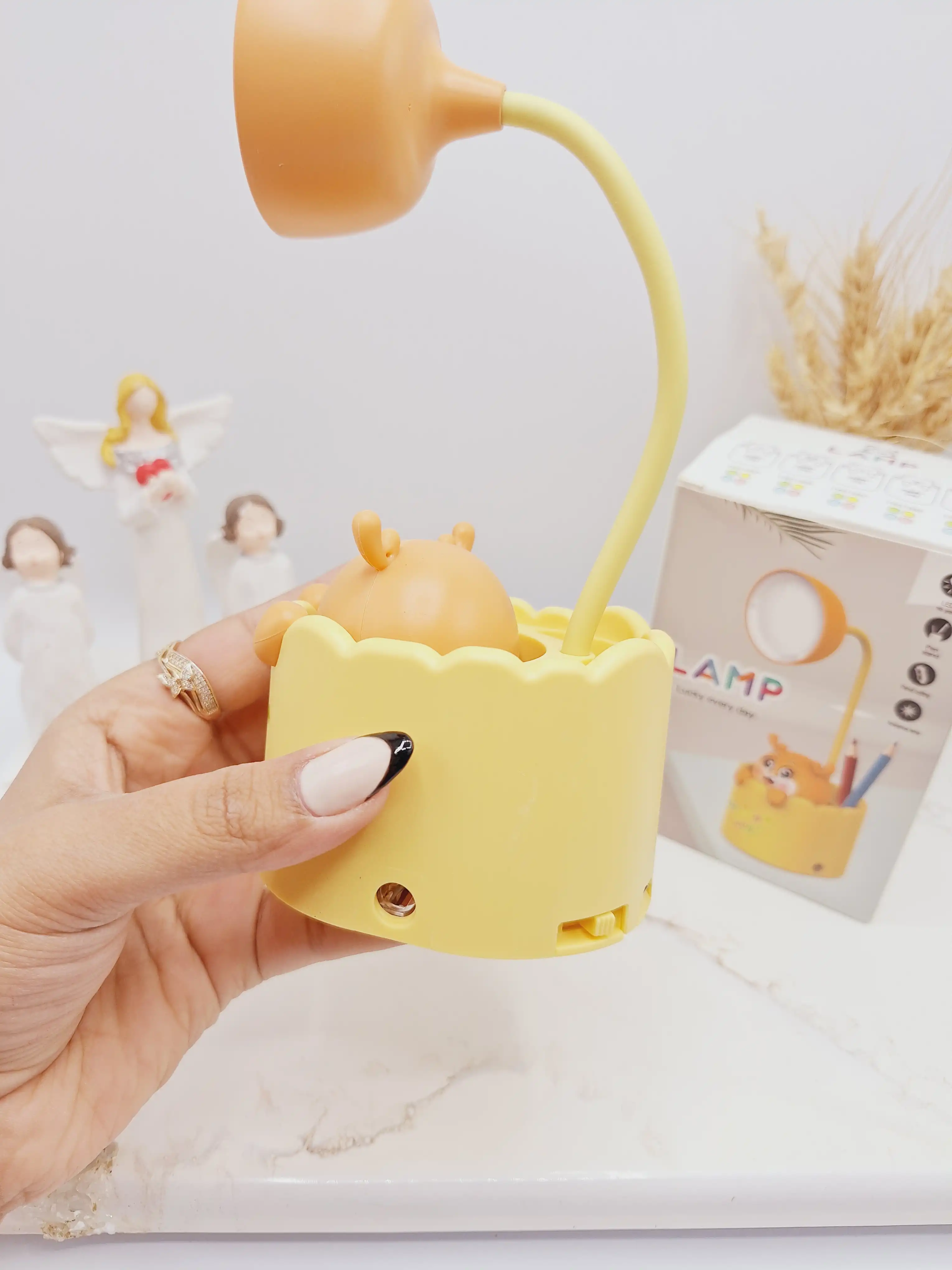 چراغ مطالعه عروسکی شارژی دارای مداد تراش کد 218