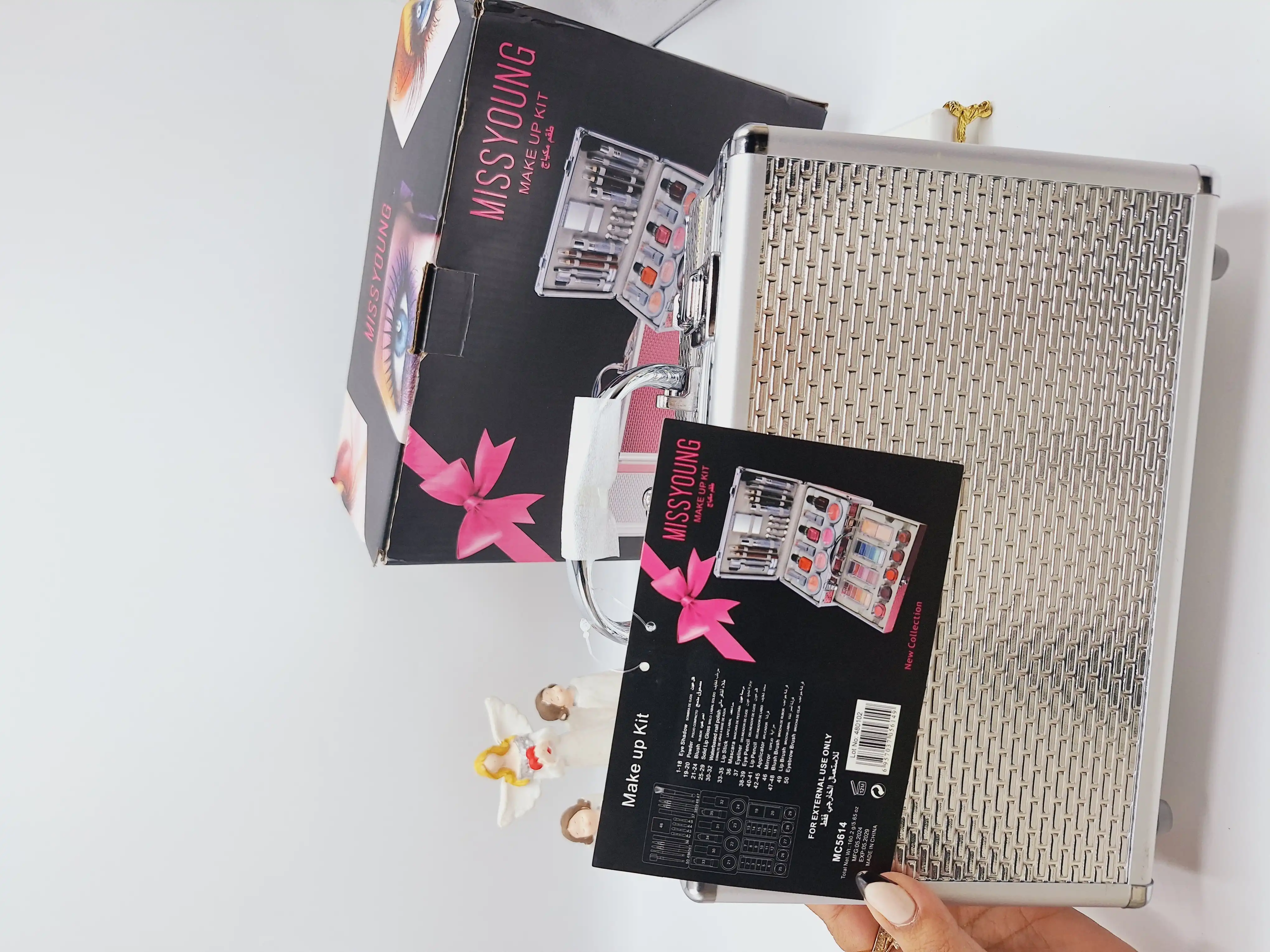 ست کامل کیف ارایشی سه طبقه کد5614