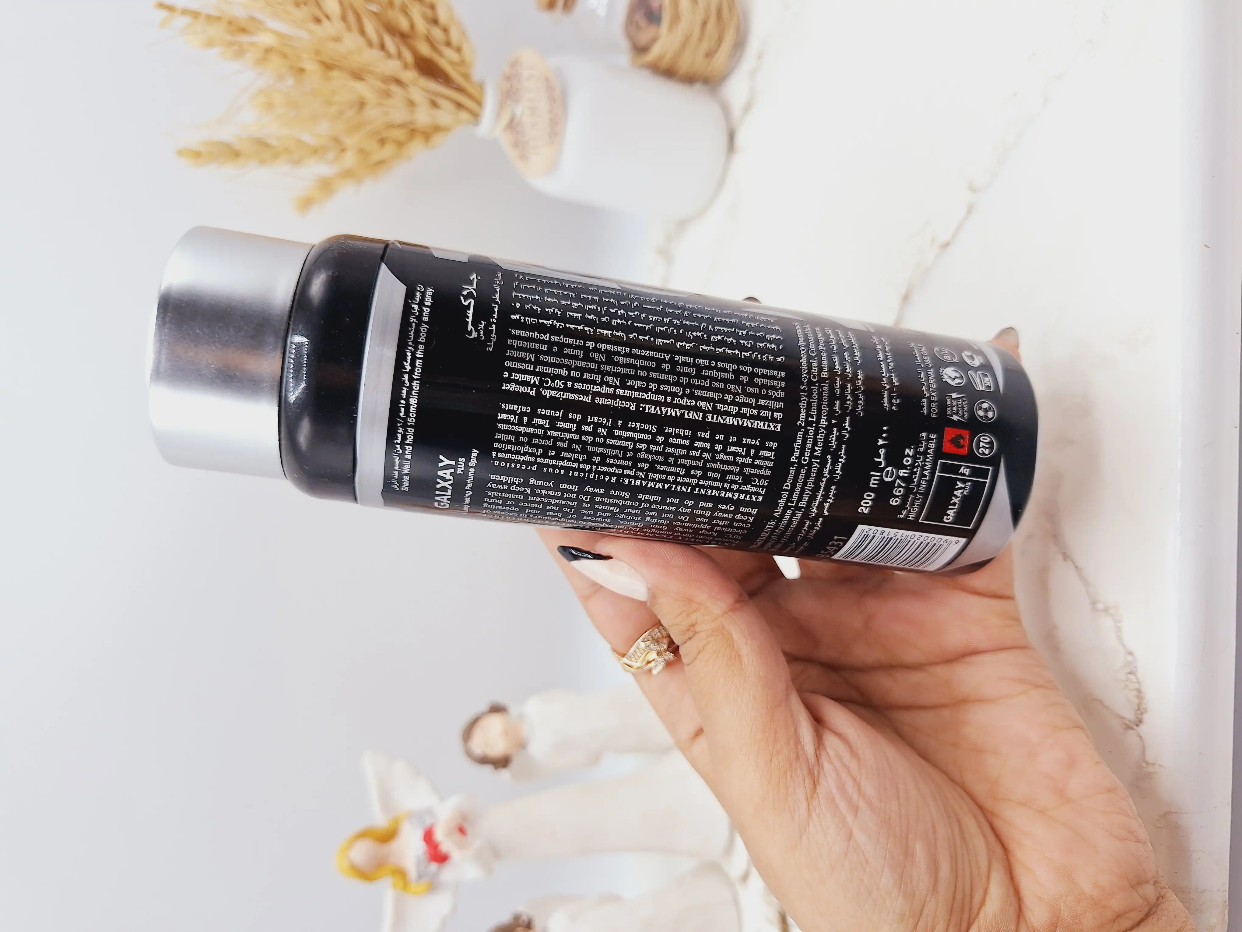 اسپری خوش بو کننده مدل Signature نقره ای برند گلکسی GALXAY کد B5431