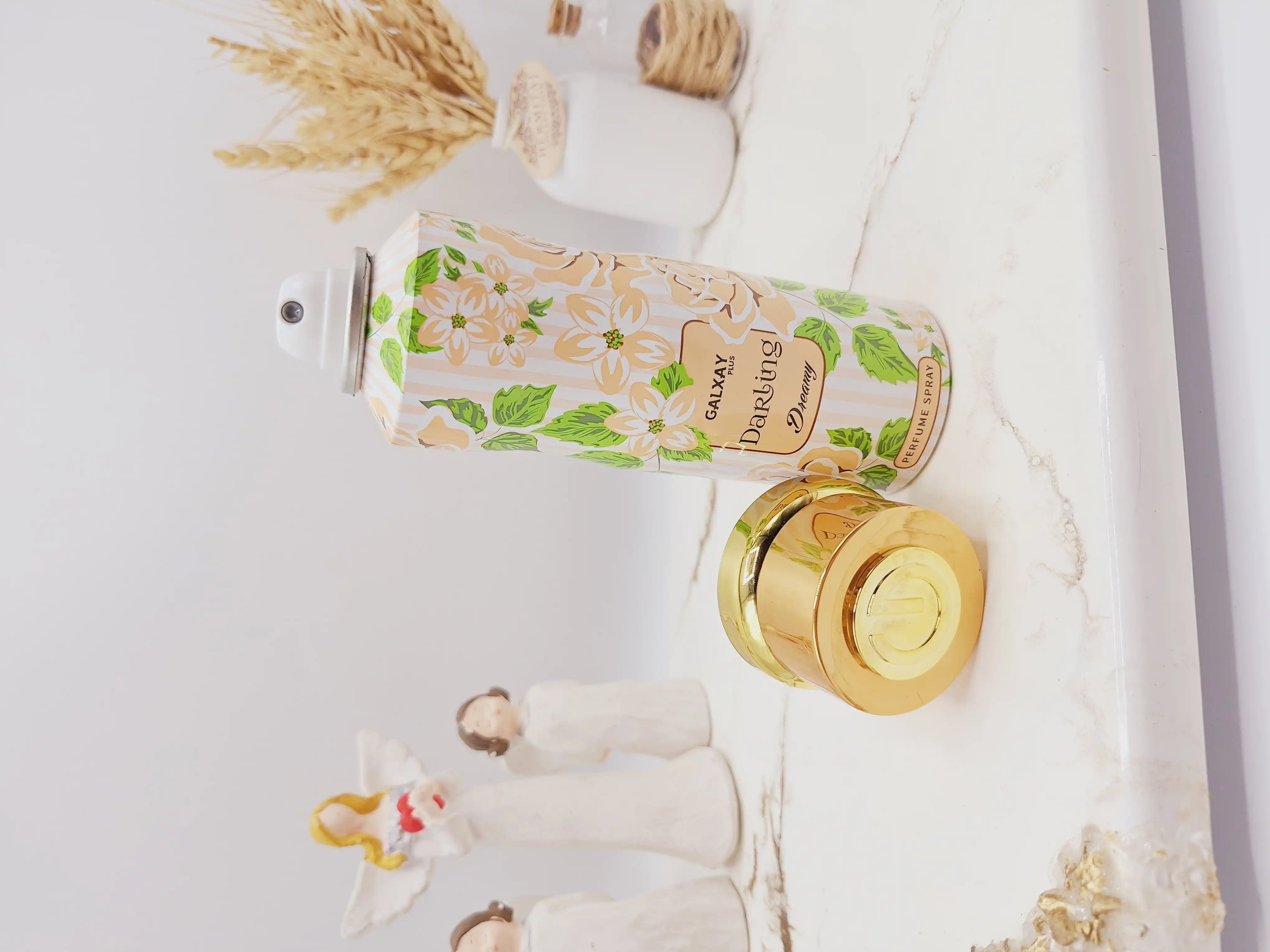 اسپری بدن زنانه گلدار خوشبو گلکسی DarIing Dreamy کد B5530