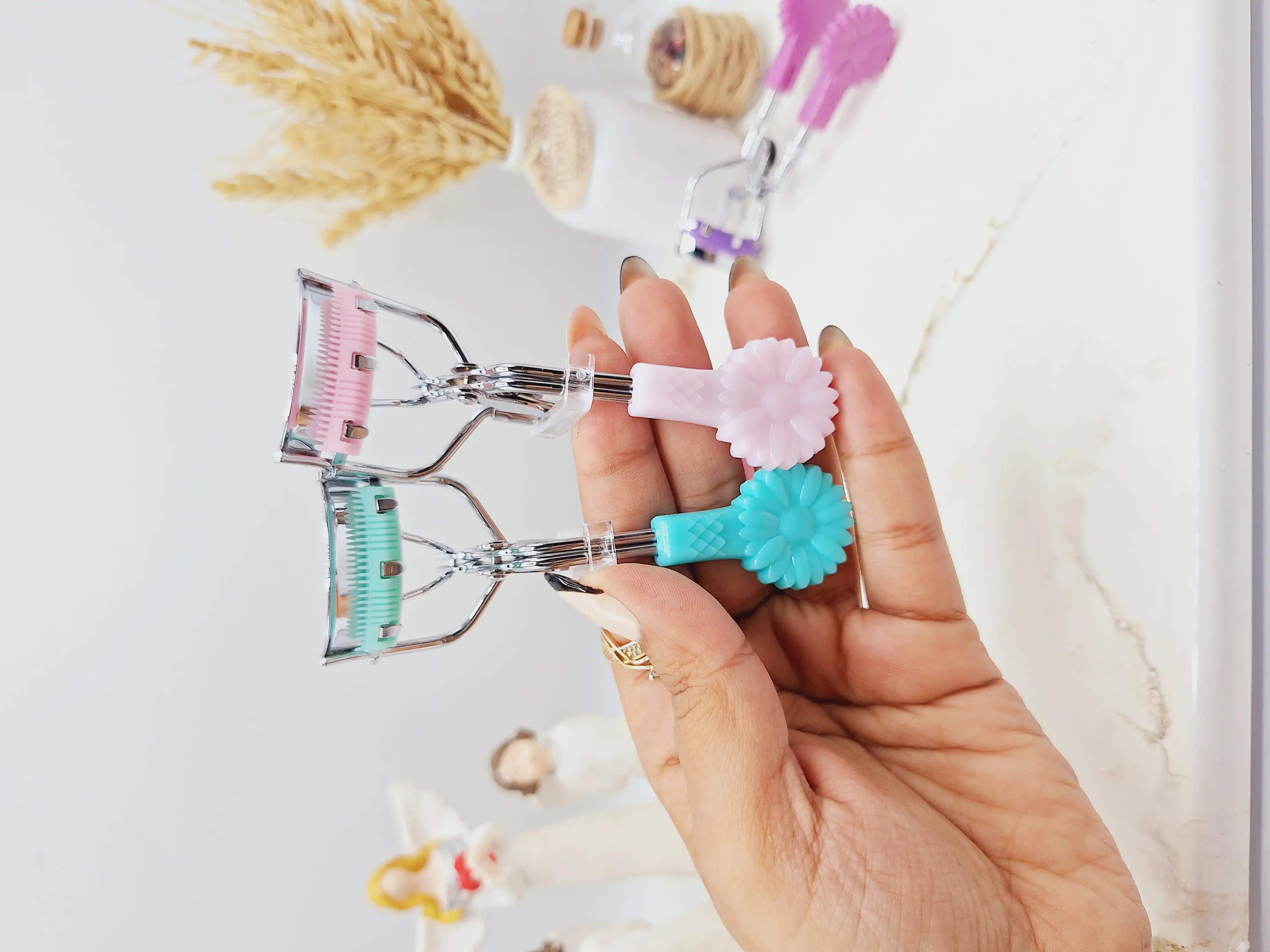 فرمژه شانه دار طرح گل