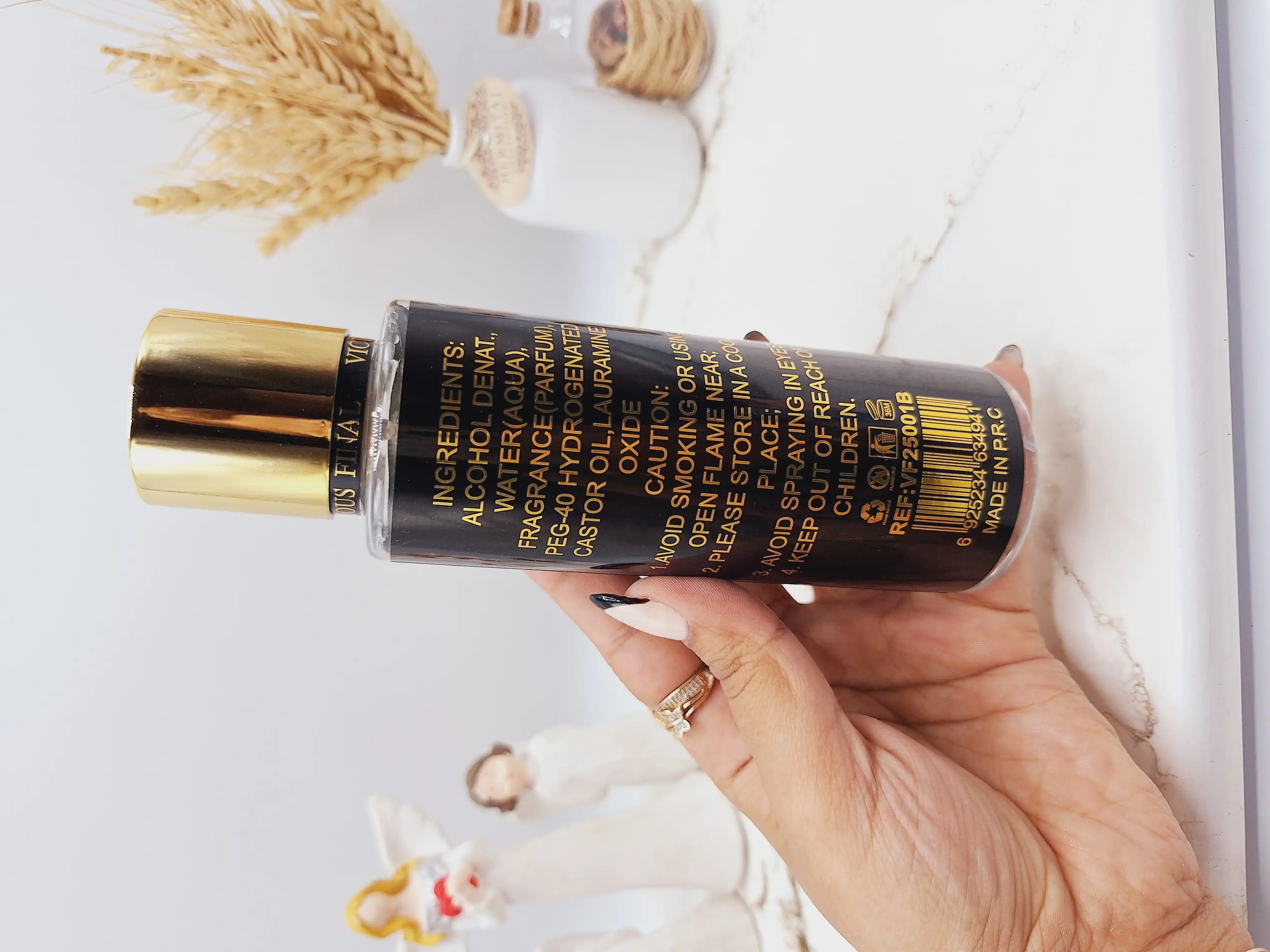 بادی اسپلش مردانه خوشبو بدون شاین اسد کد 4941