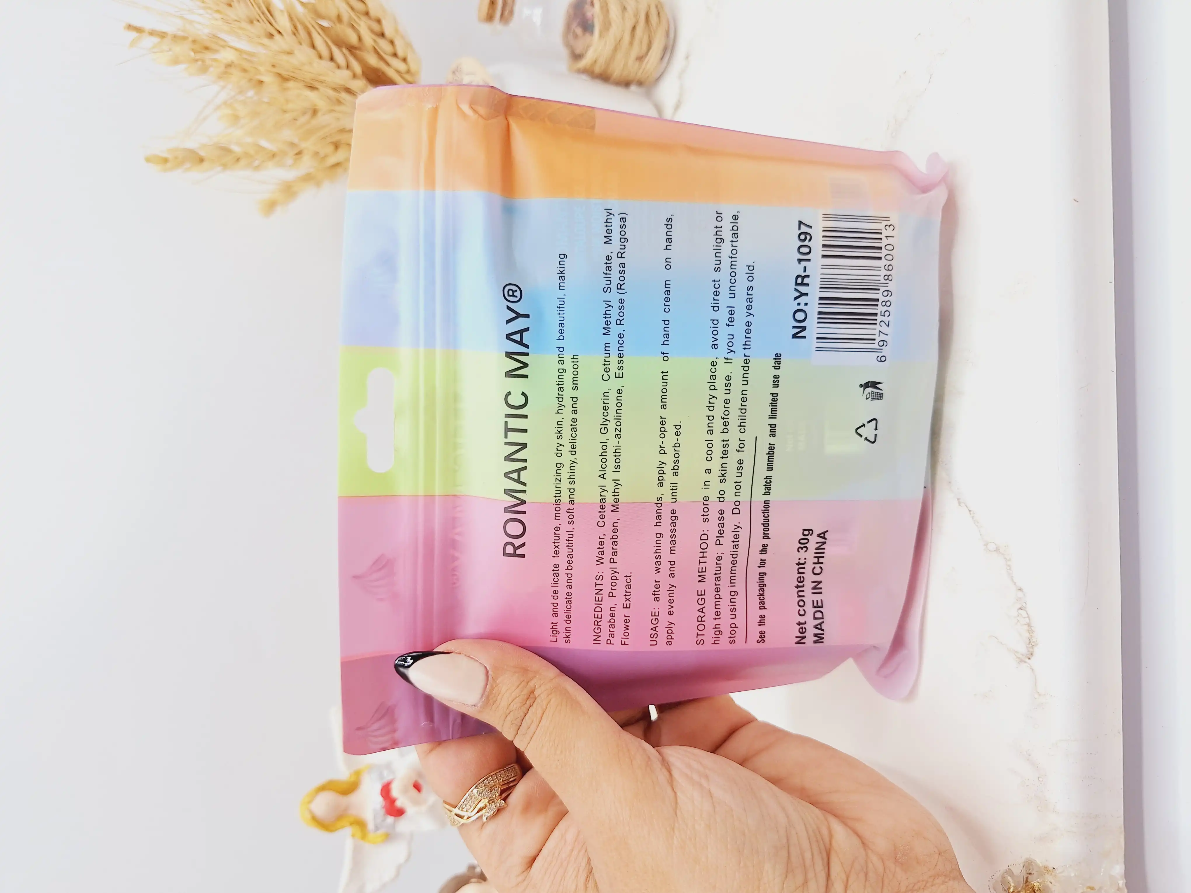 پک کرم دست 5 عددی فانتزی رایحه بستنی کد 1097