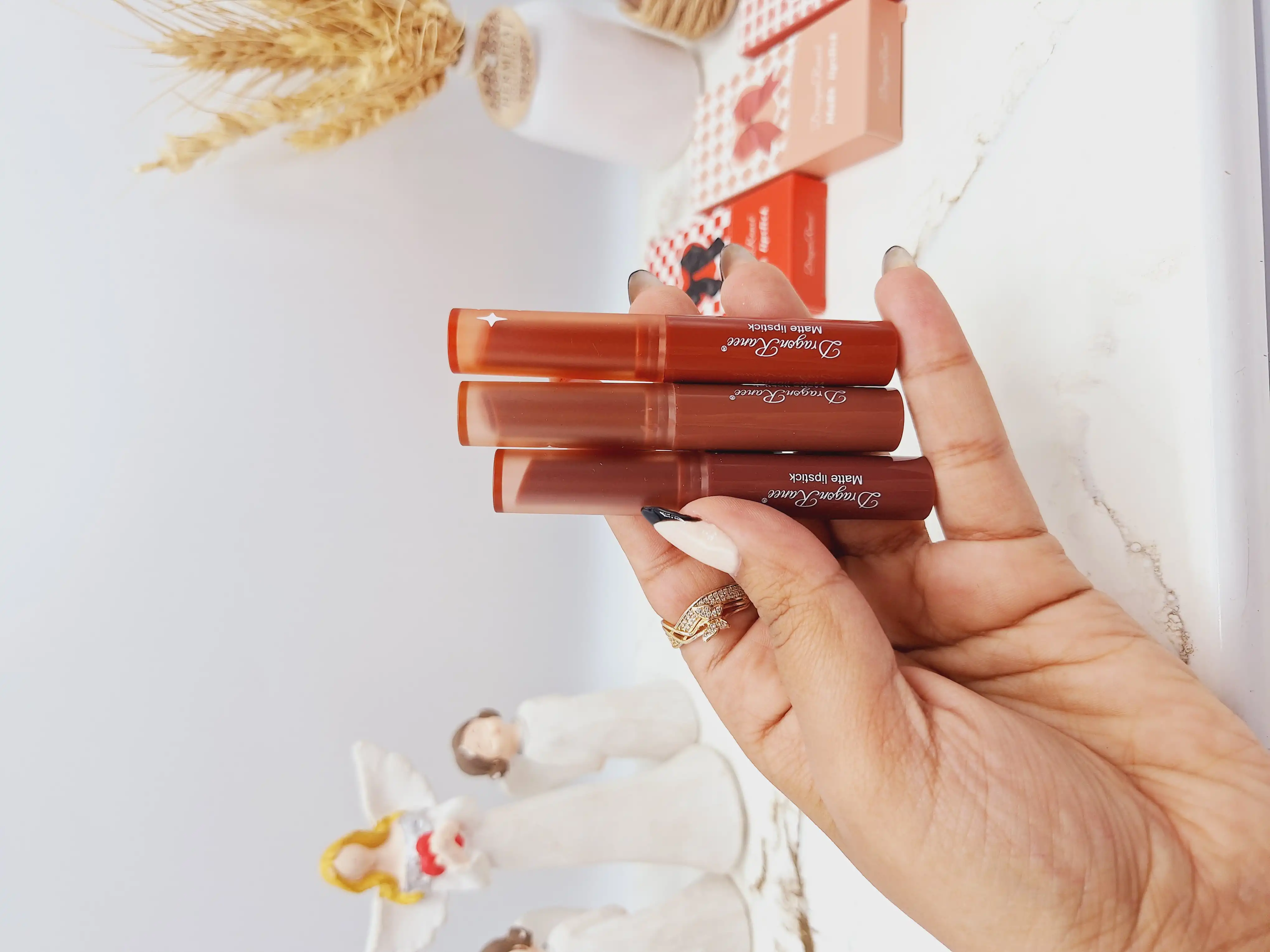 پک رژ لب جامد پیچی سه عددی دراگون رانی کد 5332