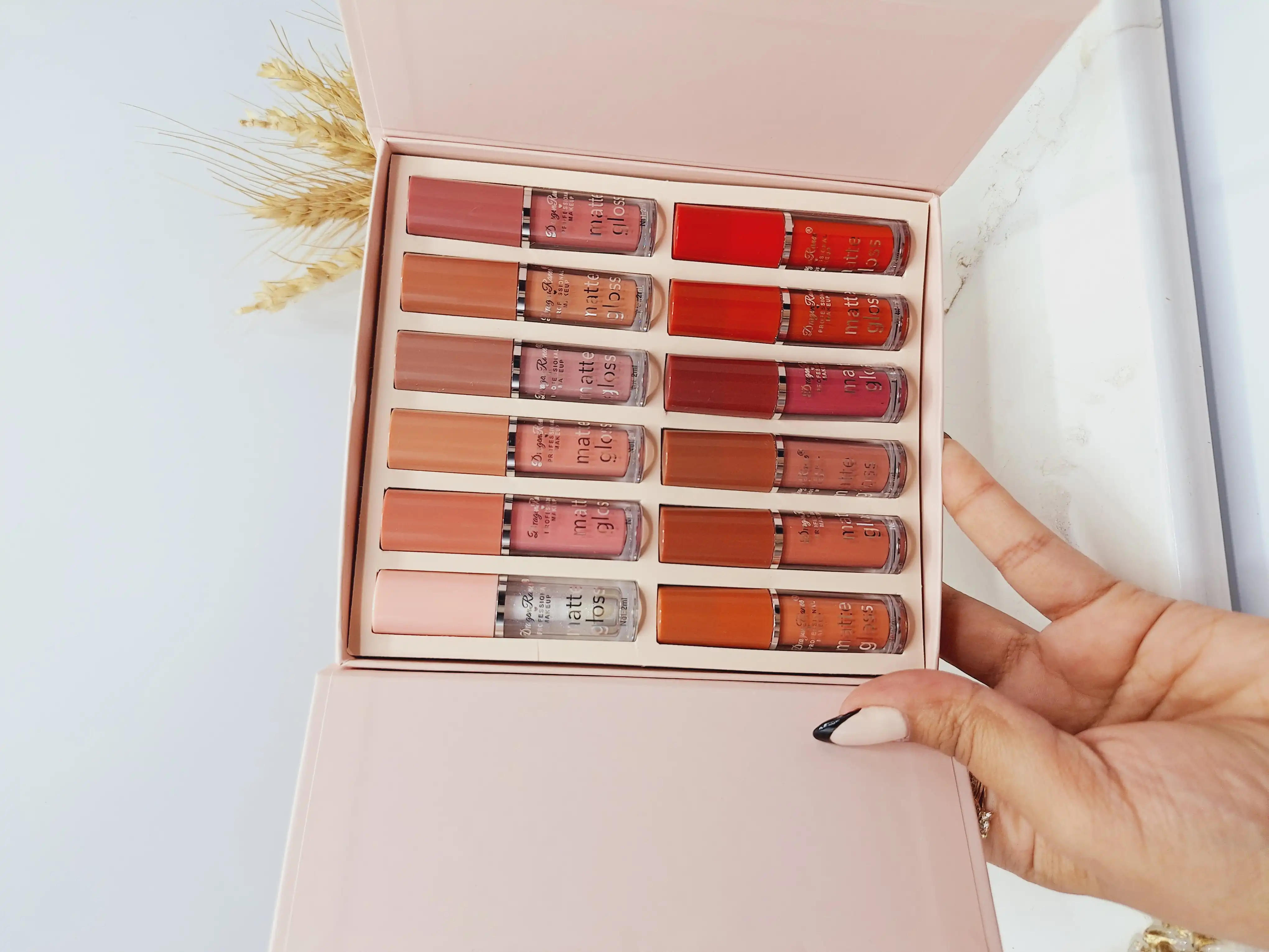 پک رژ لب مایعی 12 تایی درب دار برند دراگون رانی کیفیت عالی کد 6810