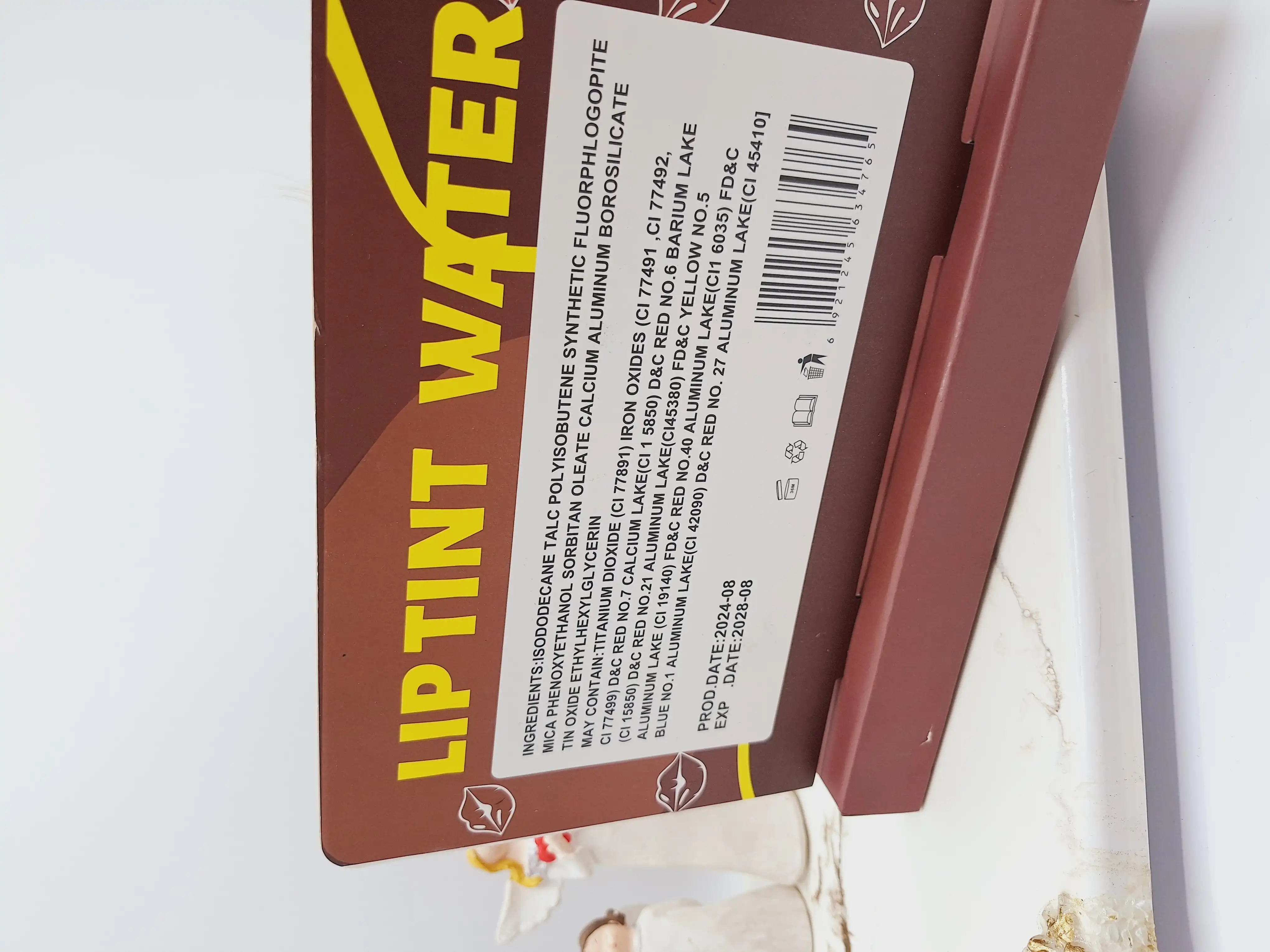 تینت لب قهوه ای بدنه شیشه ای