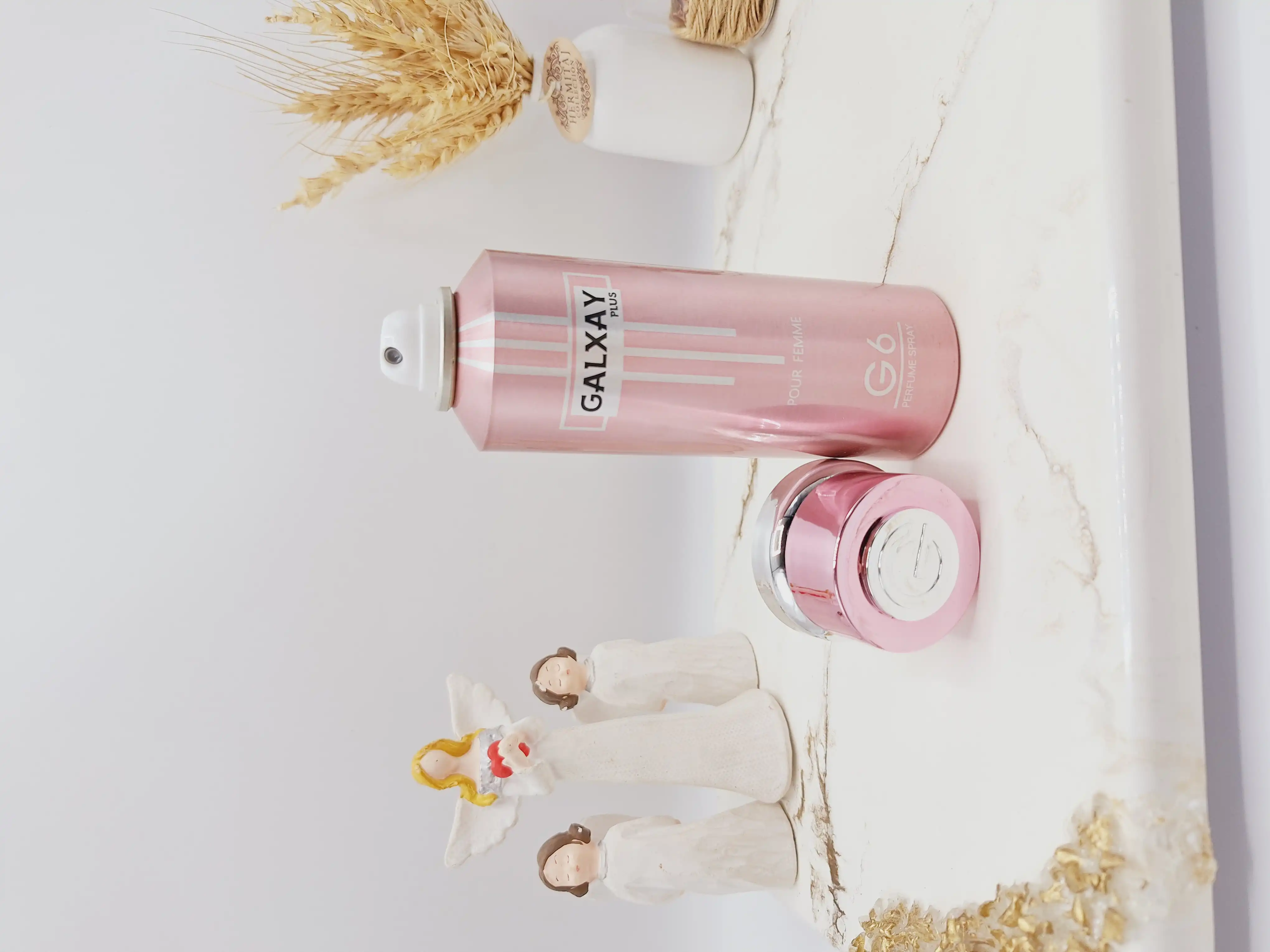 اسپری بدن خوشبو زنانه صورتی گلکسی G6 perfume کد ۰۹۰۸