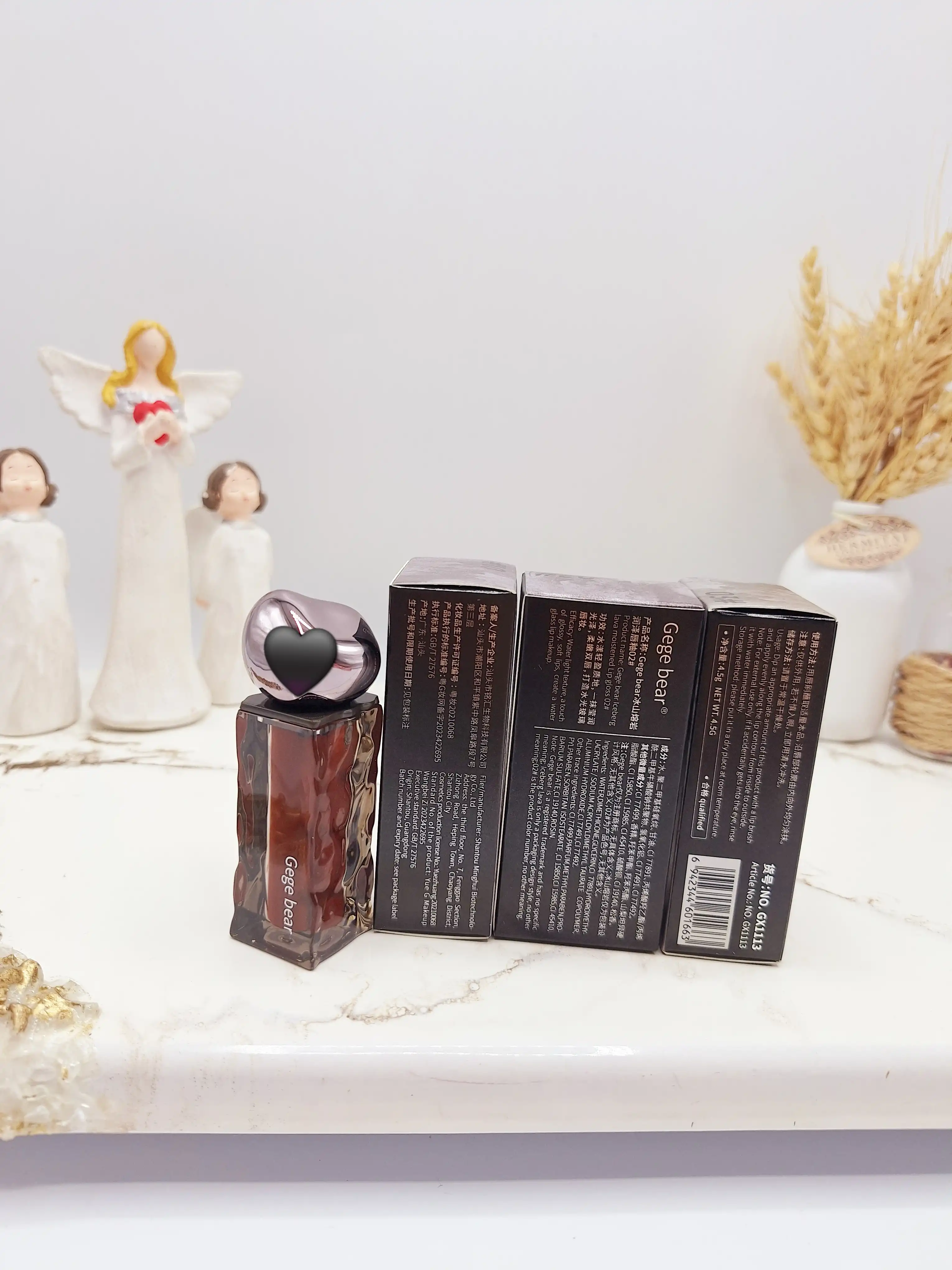 لیپ گلاس خیس پرطرفدار برند Gege beae کد 1663(کارتون طوسی)