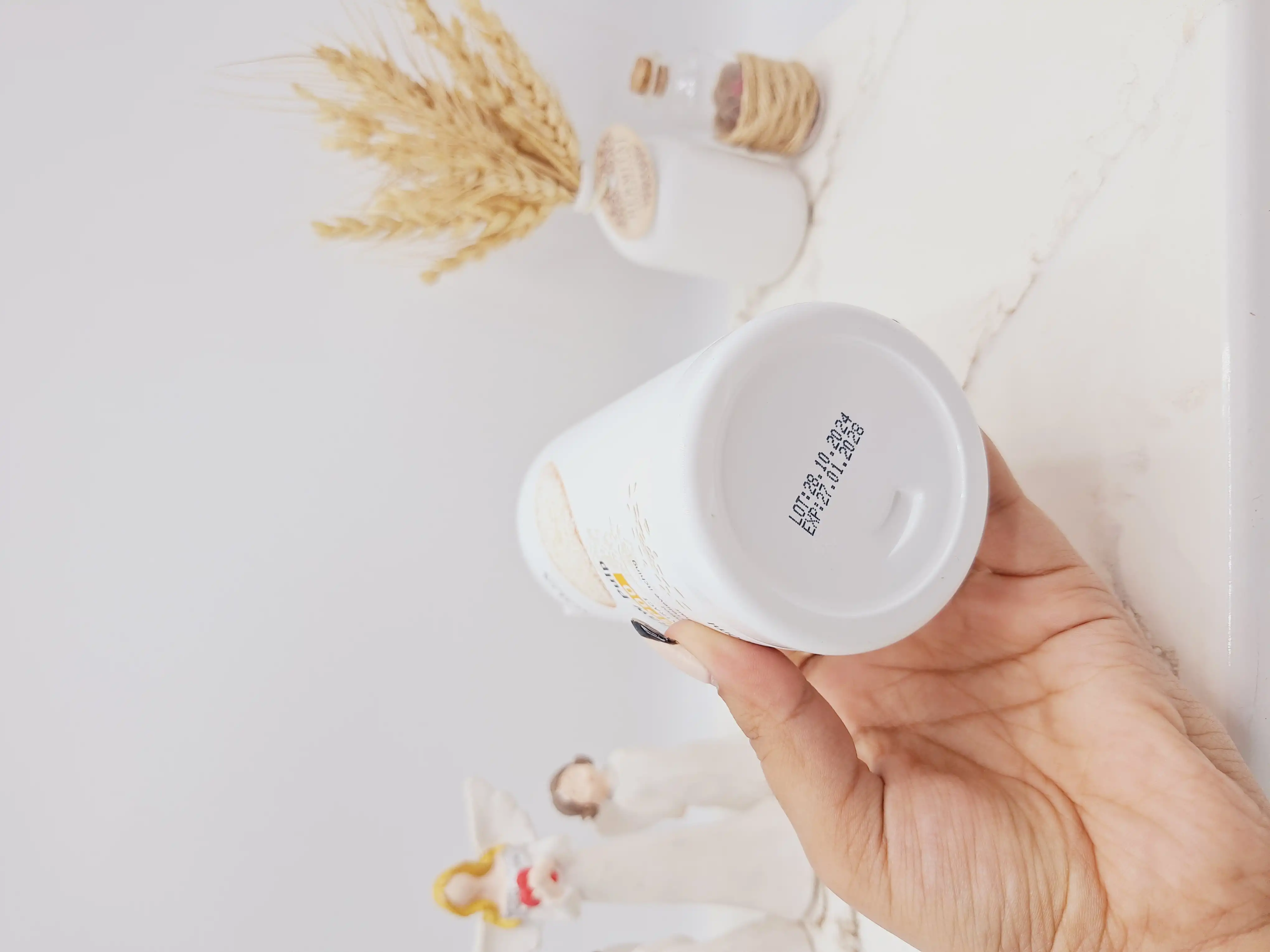 شامپو ضد شوره و کنترل کننده چربی و طراوت مو برنج بیوآکوا حجم 500 میل کد 1827