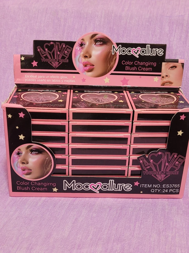 تینت لب و گونه جادویی سیاه برند موکالرو مدل LOVE کد ES3765