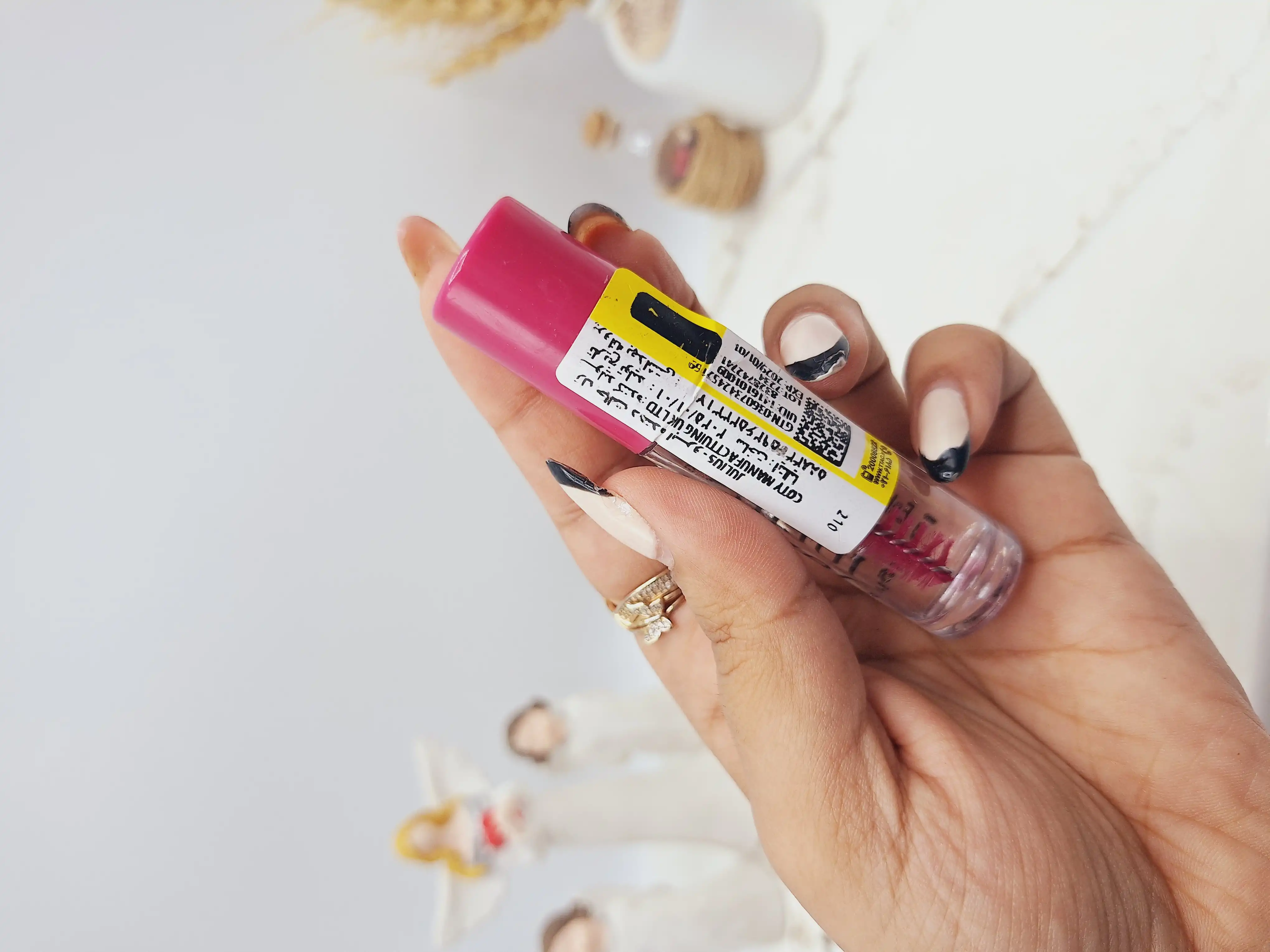 ژل لیفت ابرو جولیوس 2026