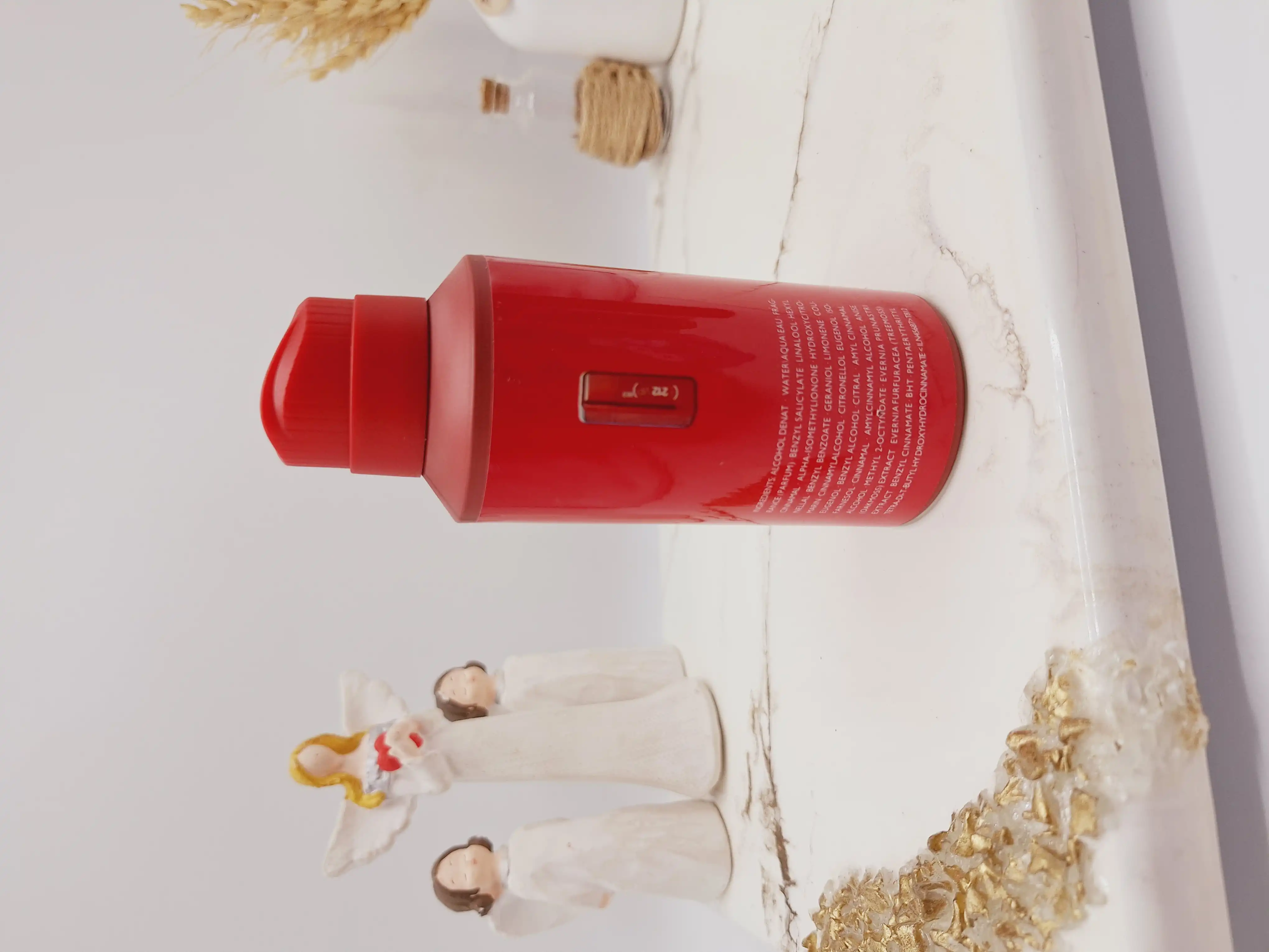 بادی اسپلش خوشبوو و ماندگار مدل 212 VIP BLACK (جلد قرمز)